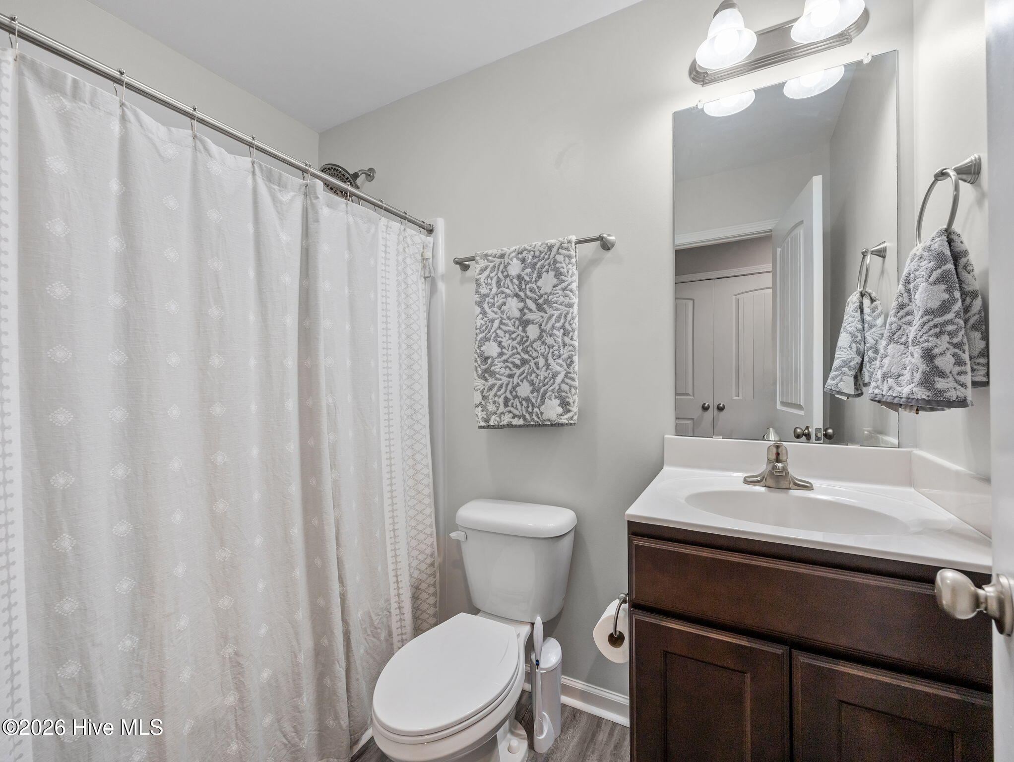 100564221 | Photo 30