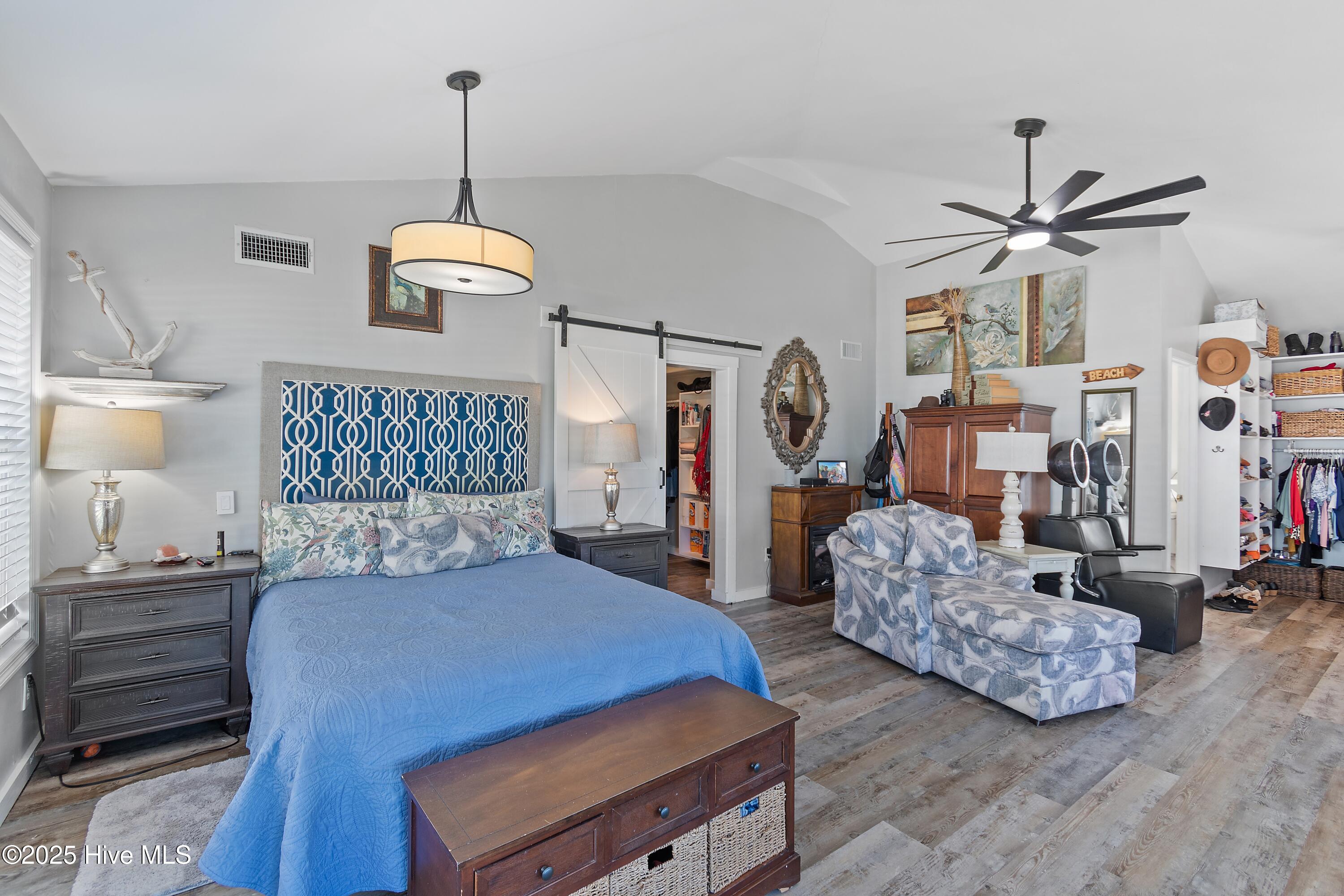 100539191 | Photo 16