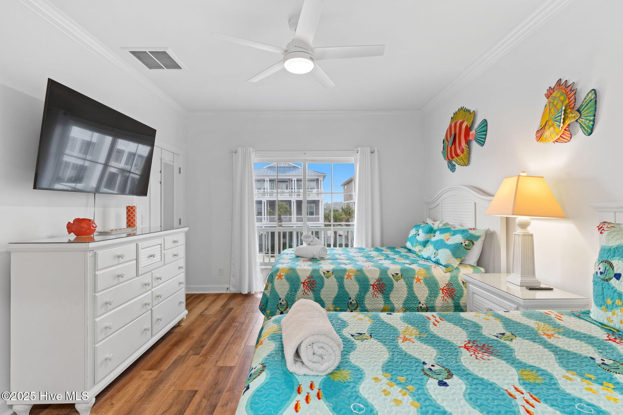 100513895 | Photo 59