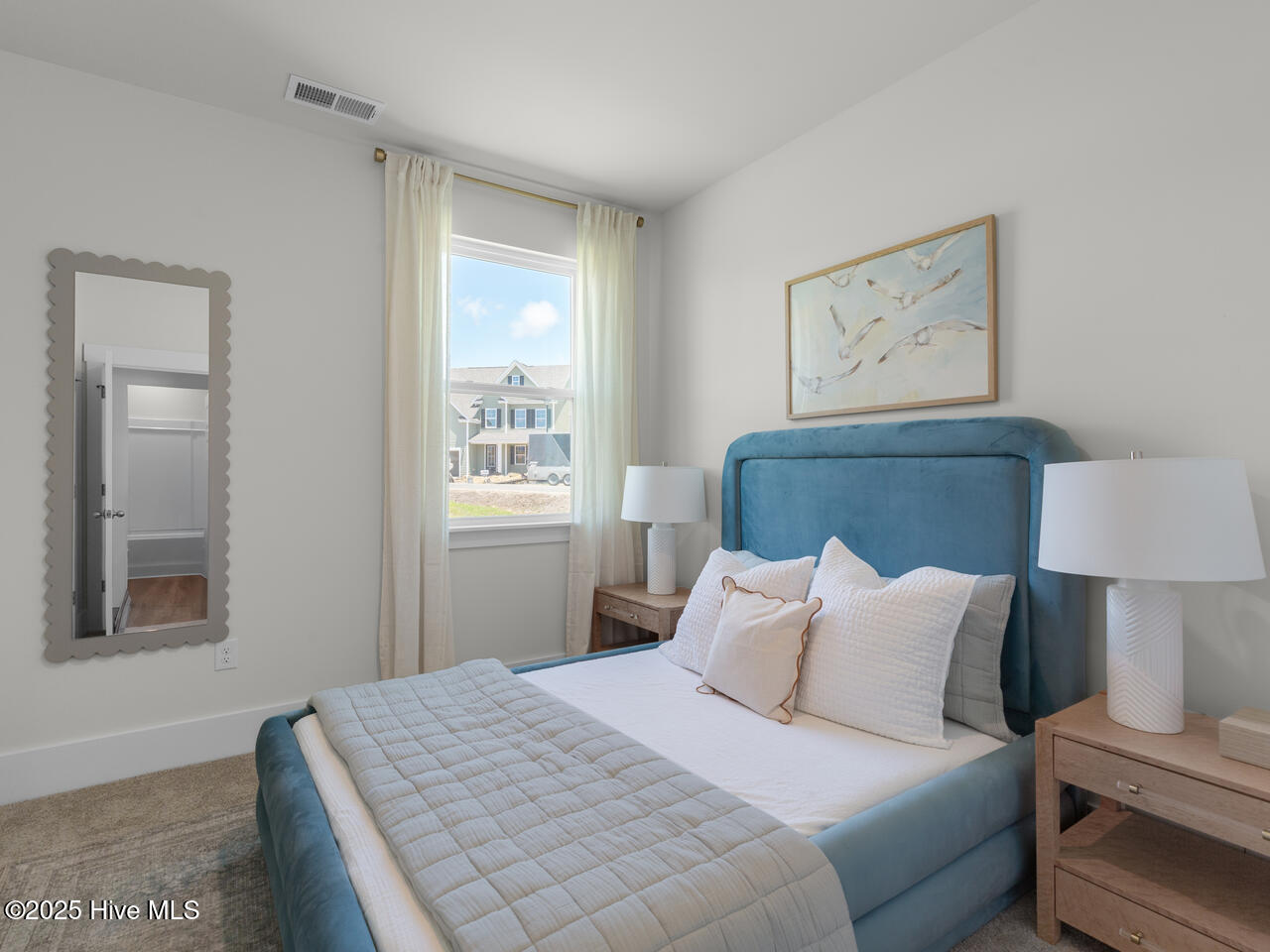 100547709 | Photo 20