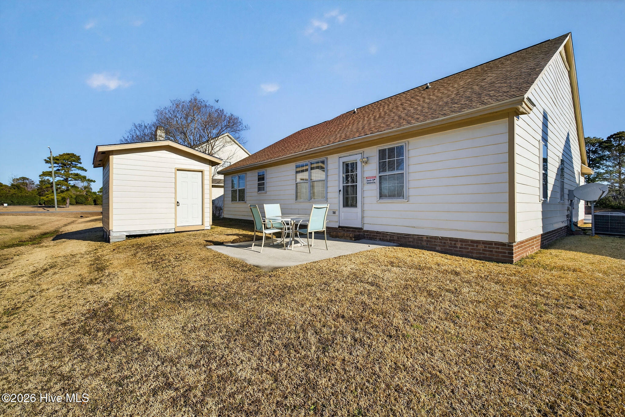 100554525 | Photo 33