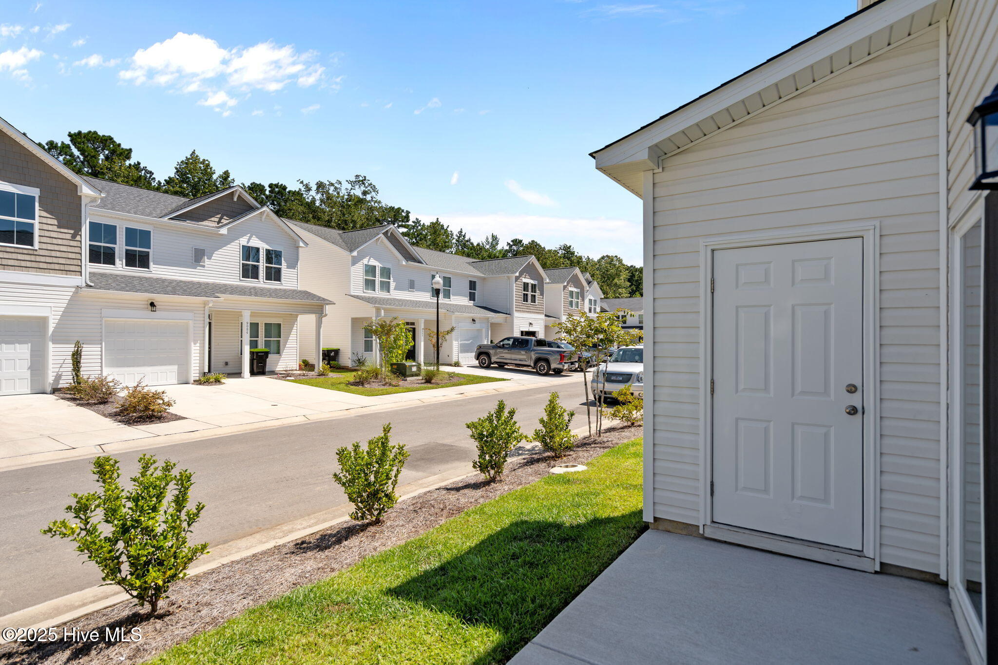 100527682 | Photo 37