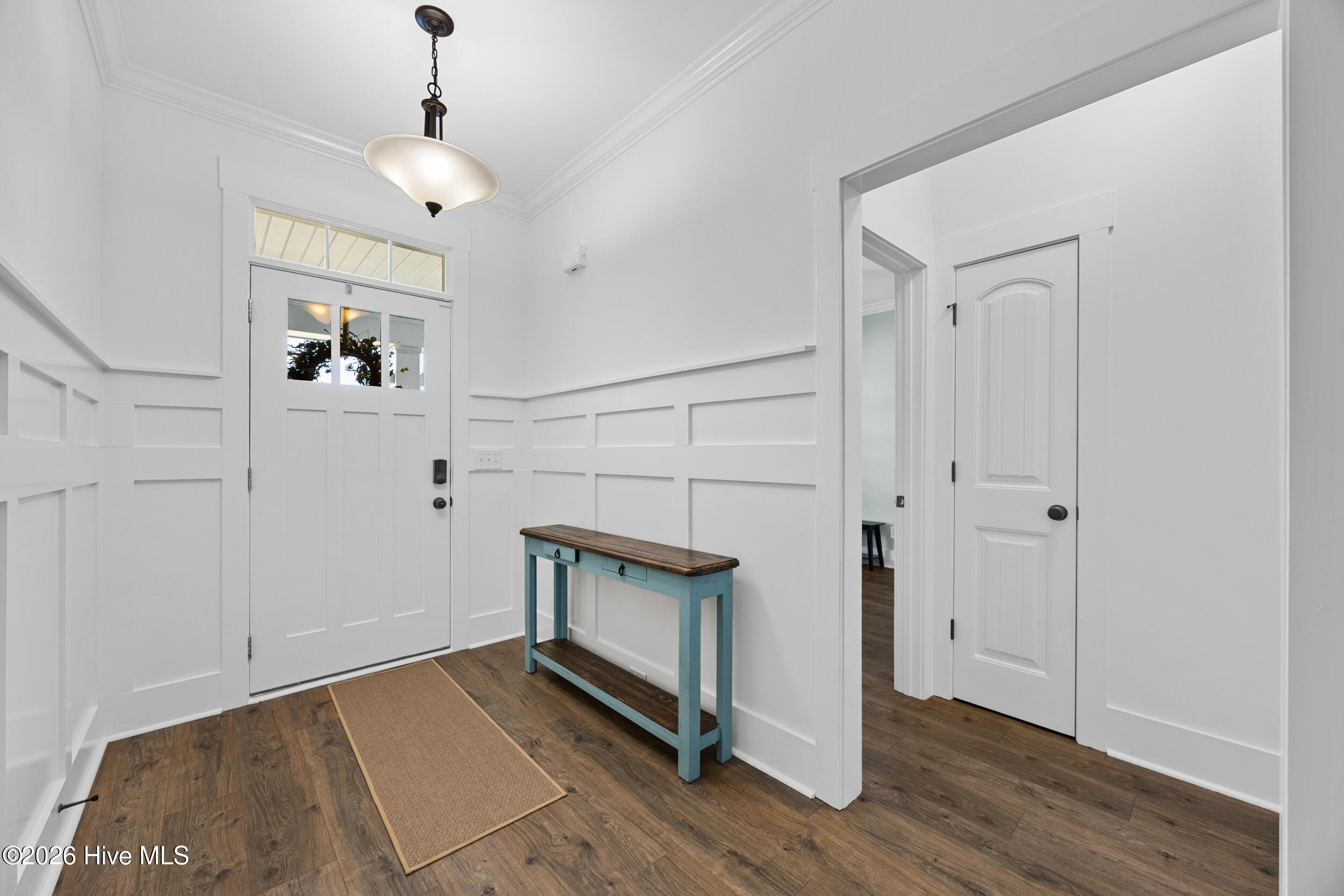 100564447 | Photo 24