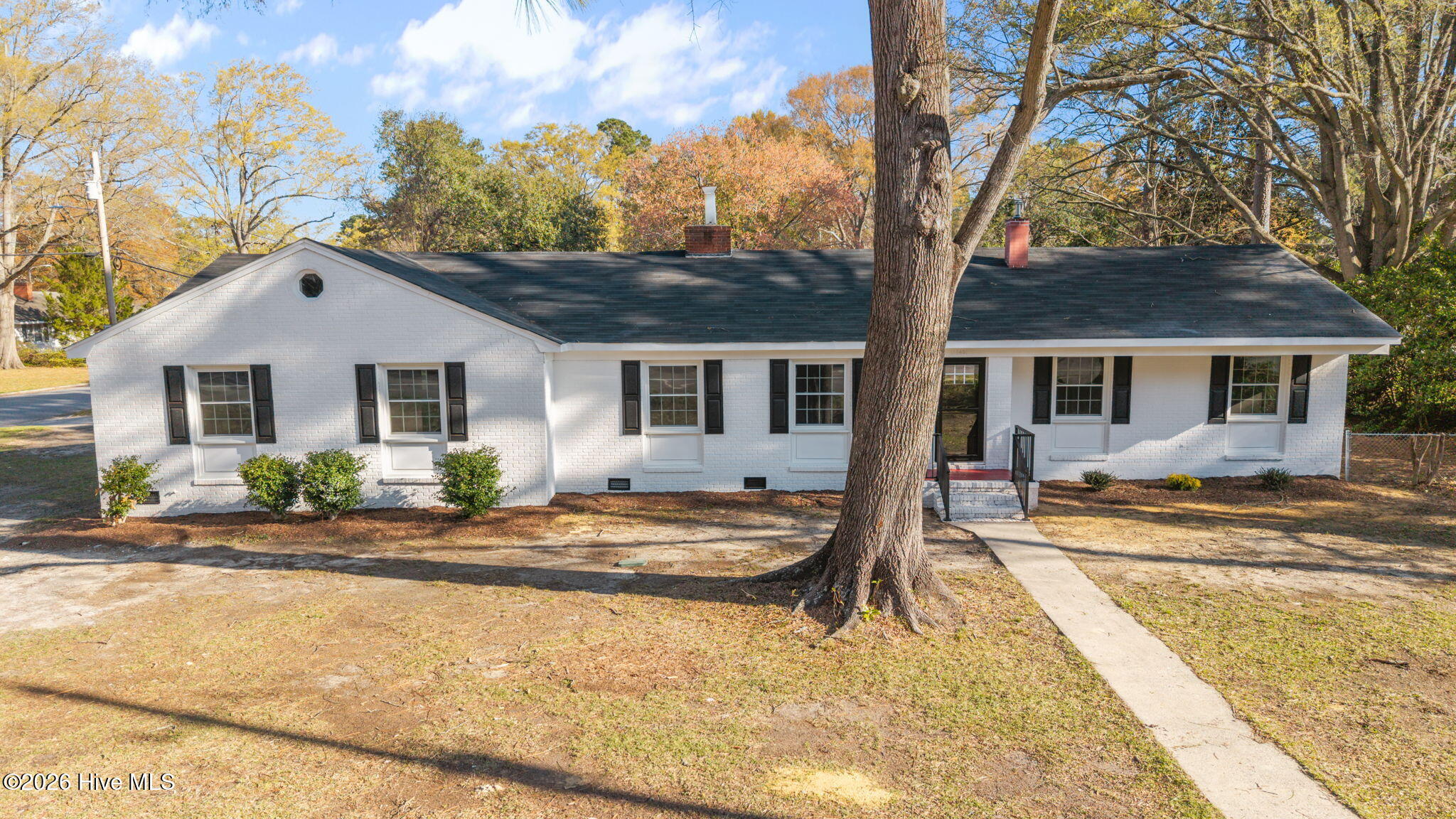 Exterior photo of 1401 Greenville Boulevard SE, Greenville, NC 27858. MLS: 100600901