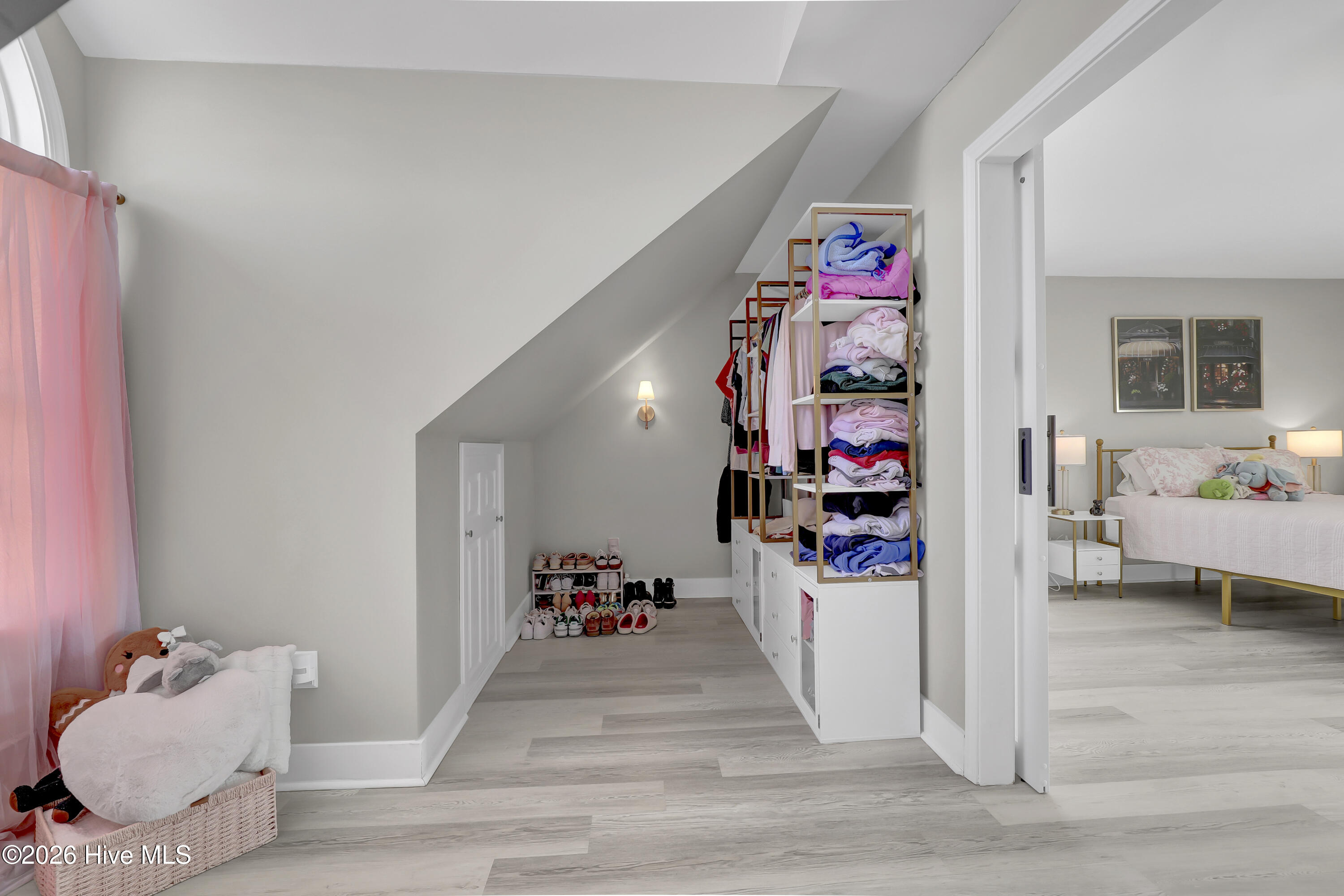 100558777 | Photo 27