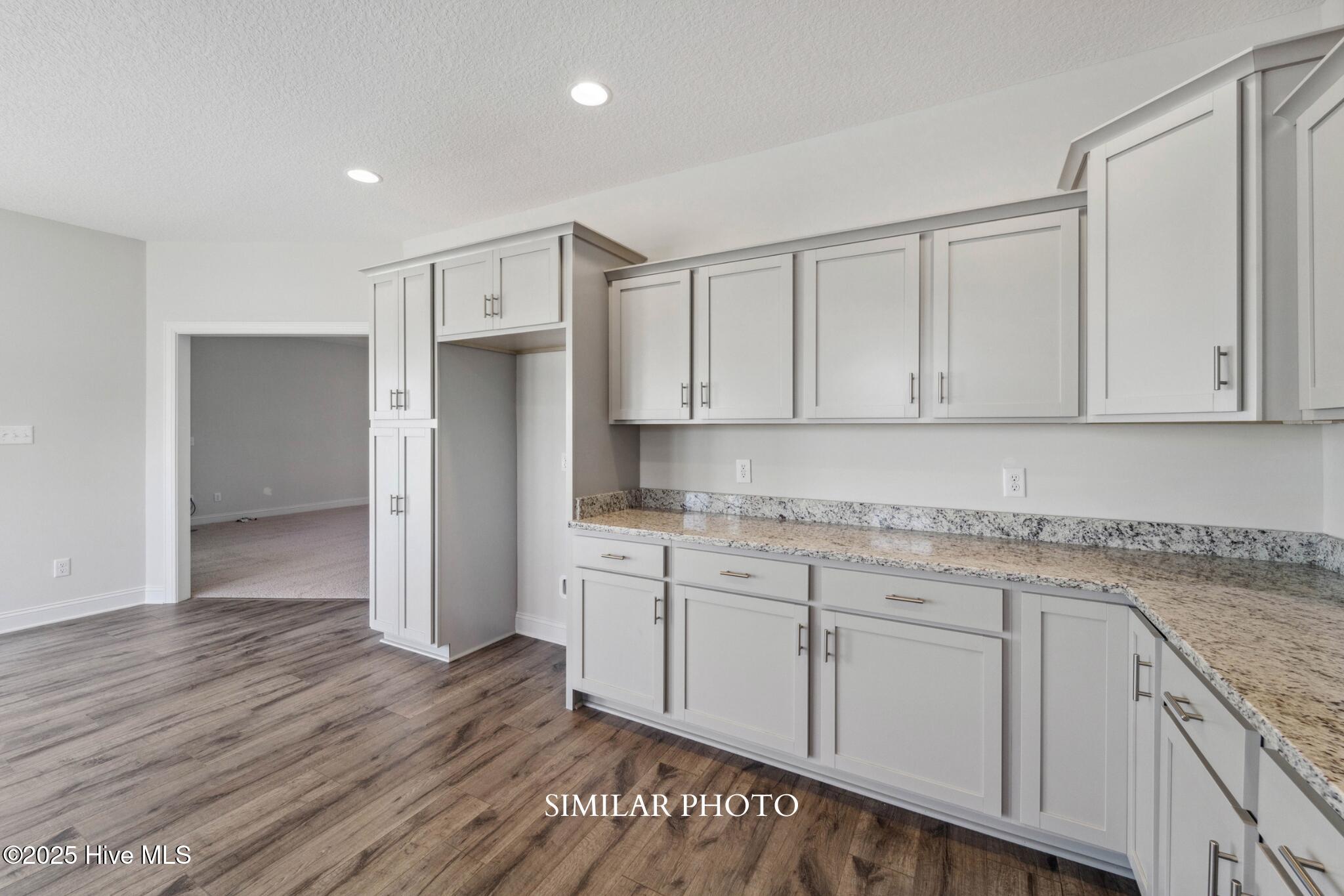 205 Windsor Run Boulevard, Jacksonville, NC 28546 – photo 18: SIMILAR PHOTO 20 (5)