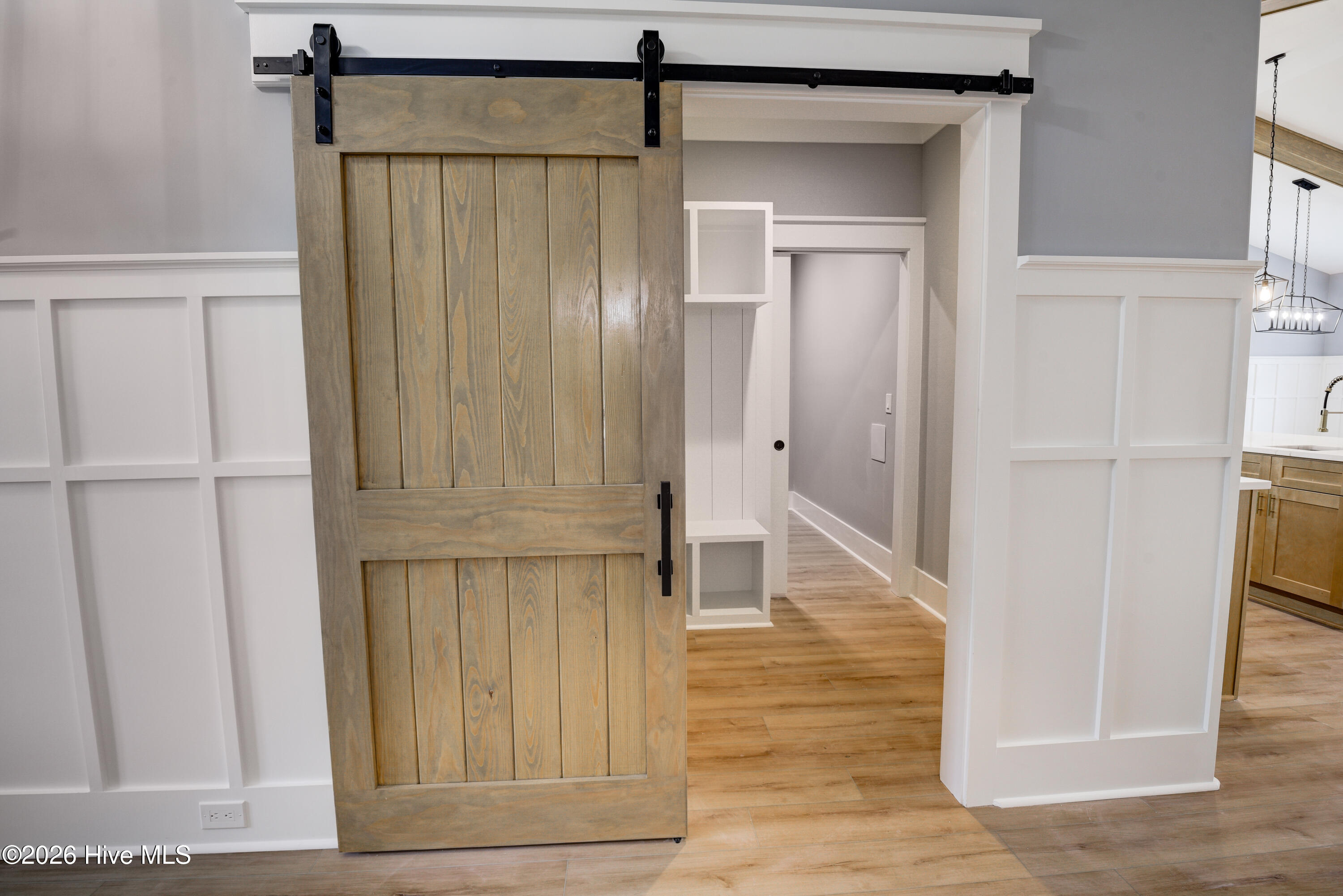 100557484 | Photo 15