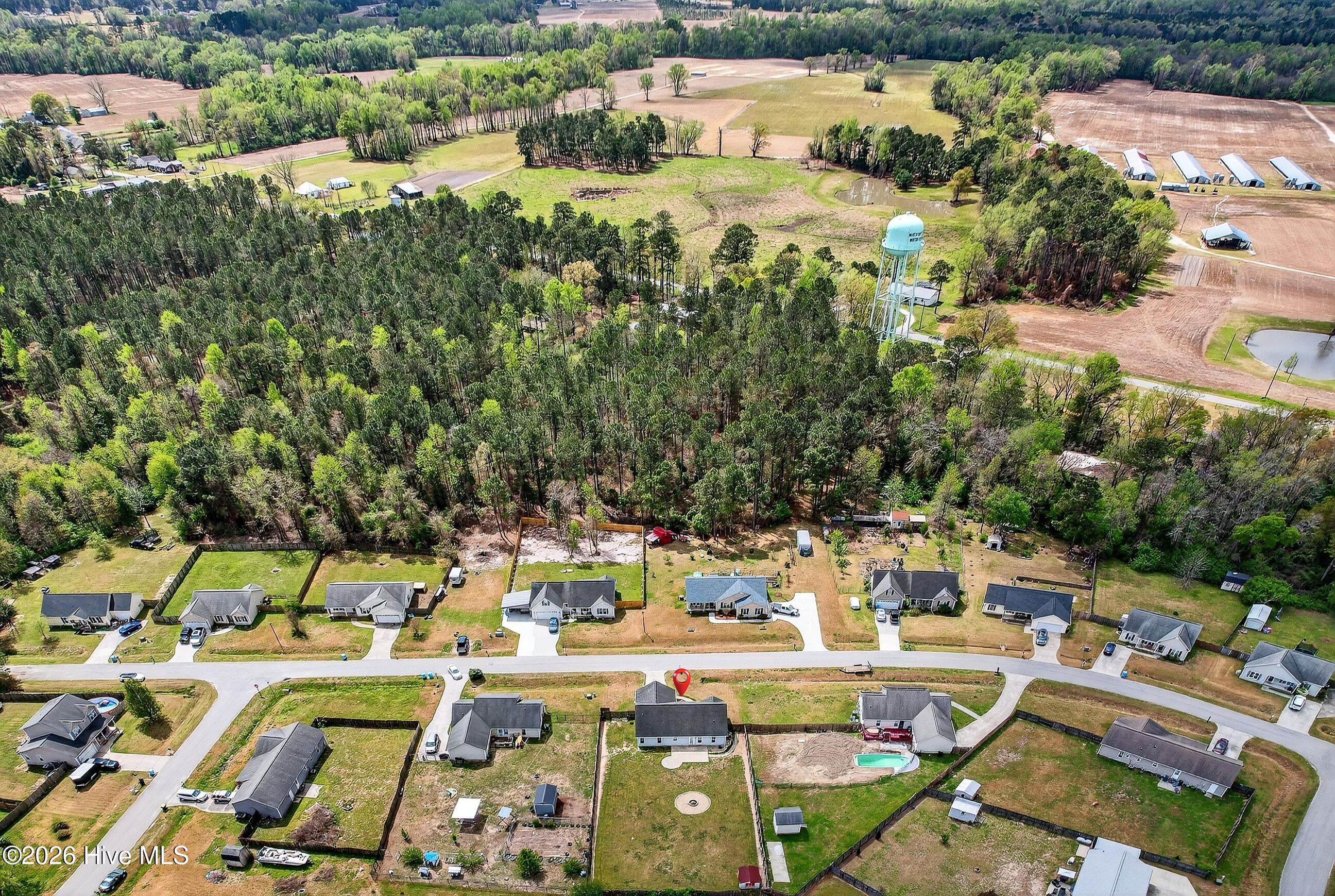 100563999 | Photo 33