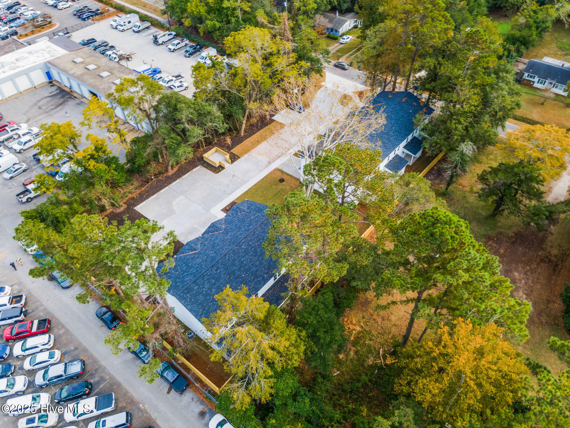 100539626 | Photo 38