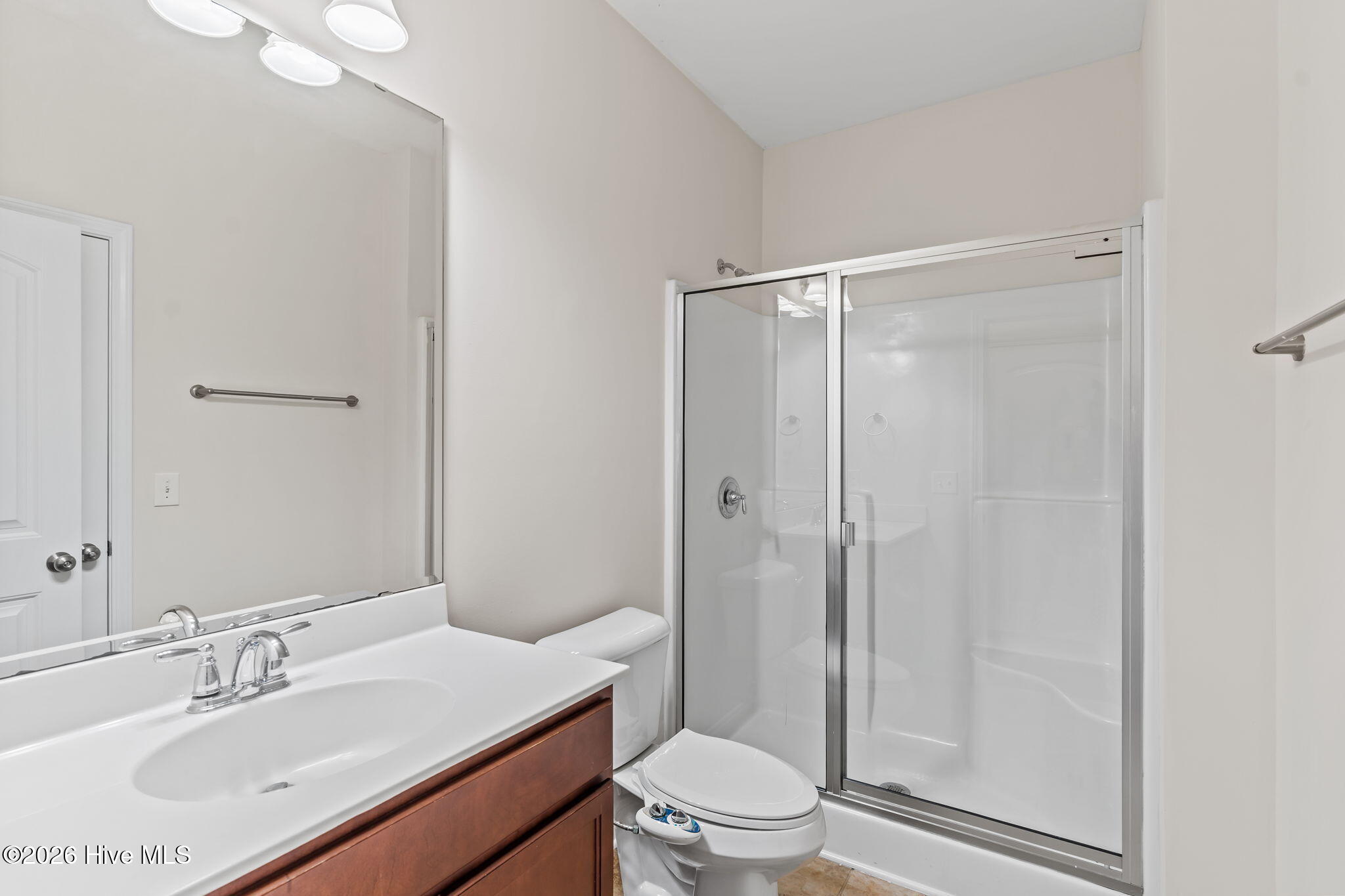 100560294 | Photo 25