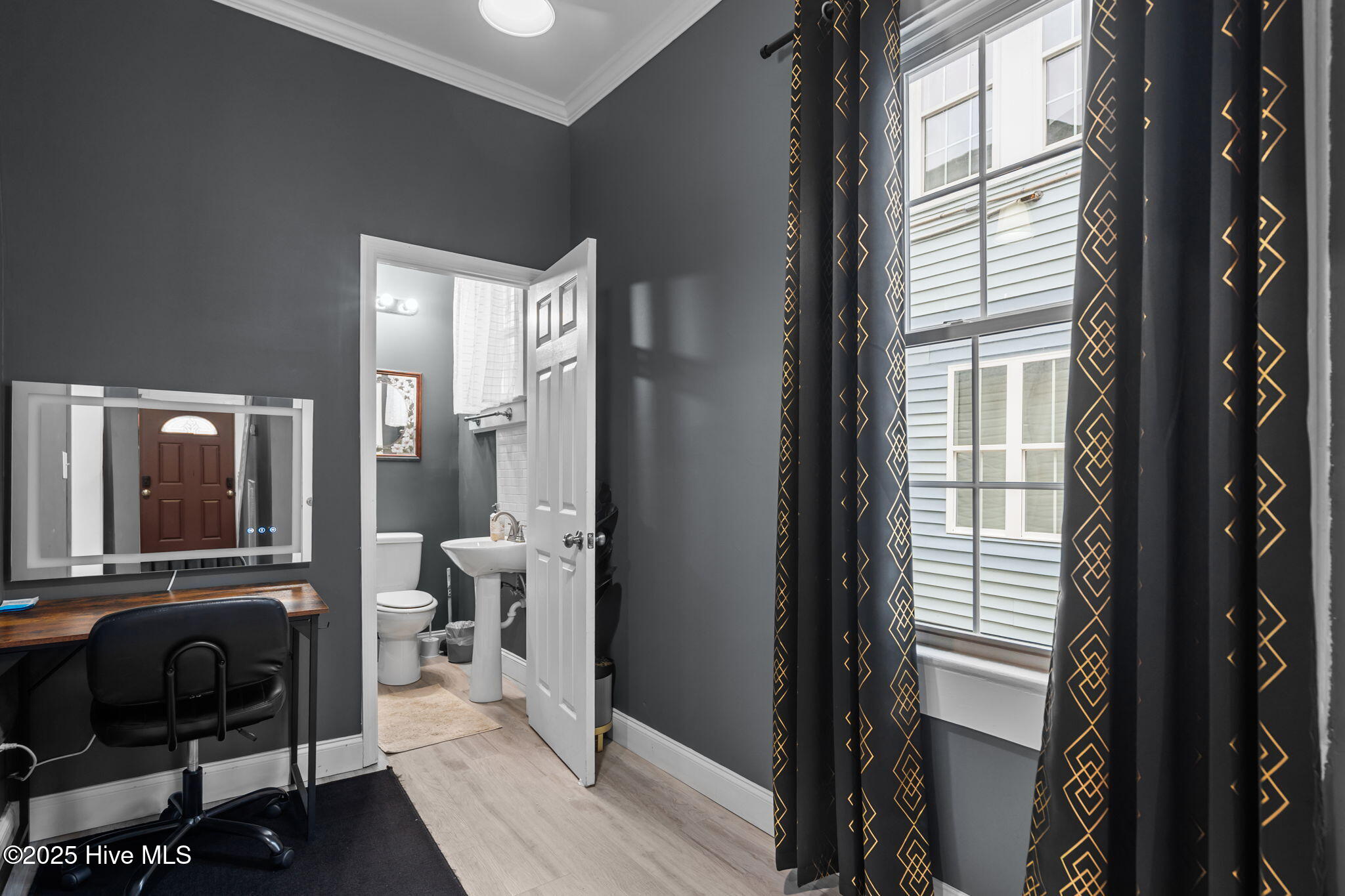 100544435 | Photo 14