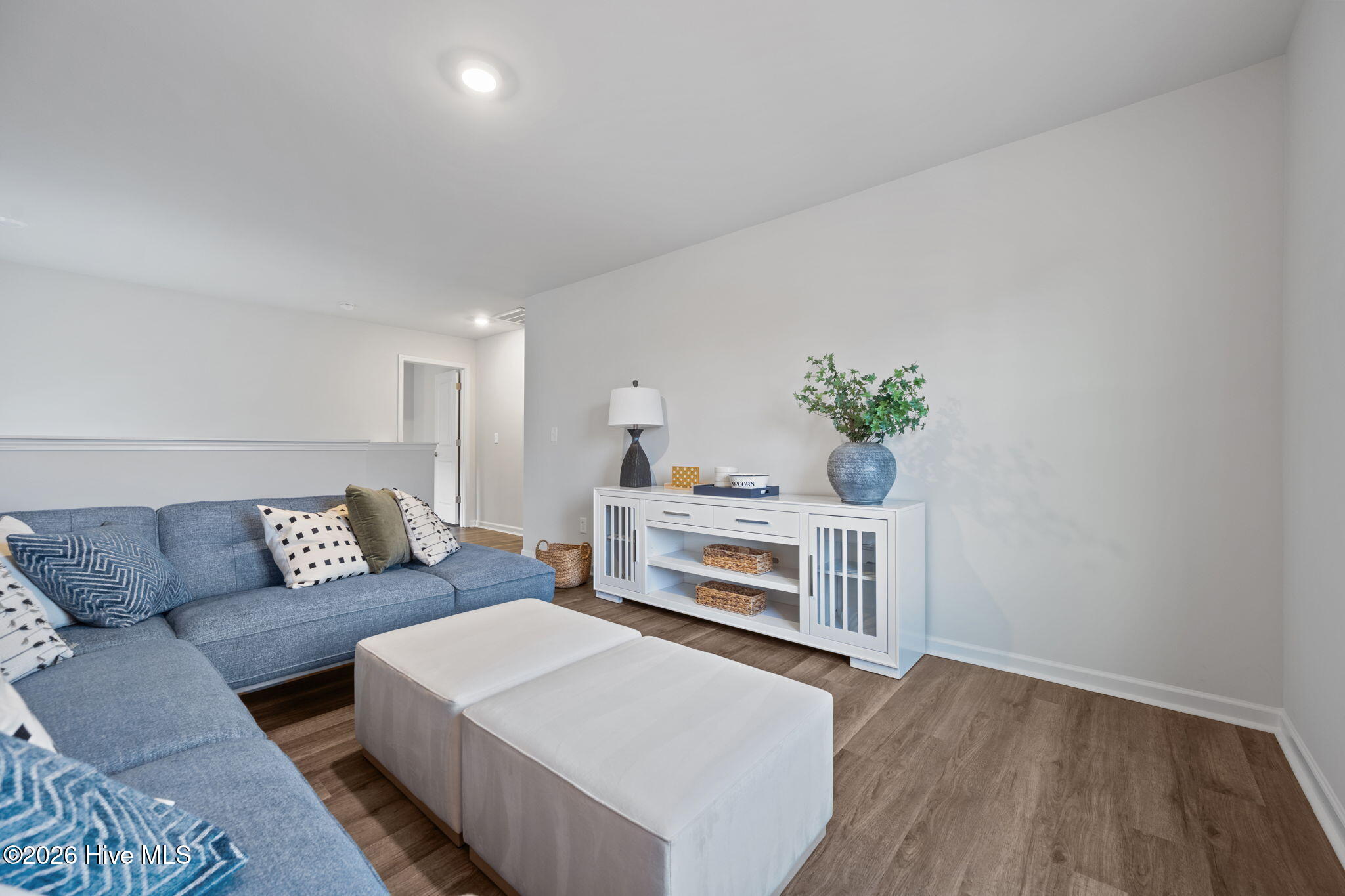 100561860 | Photo 21