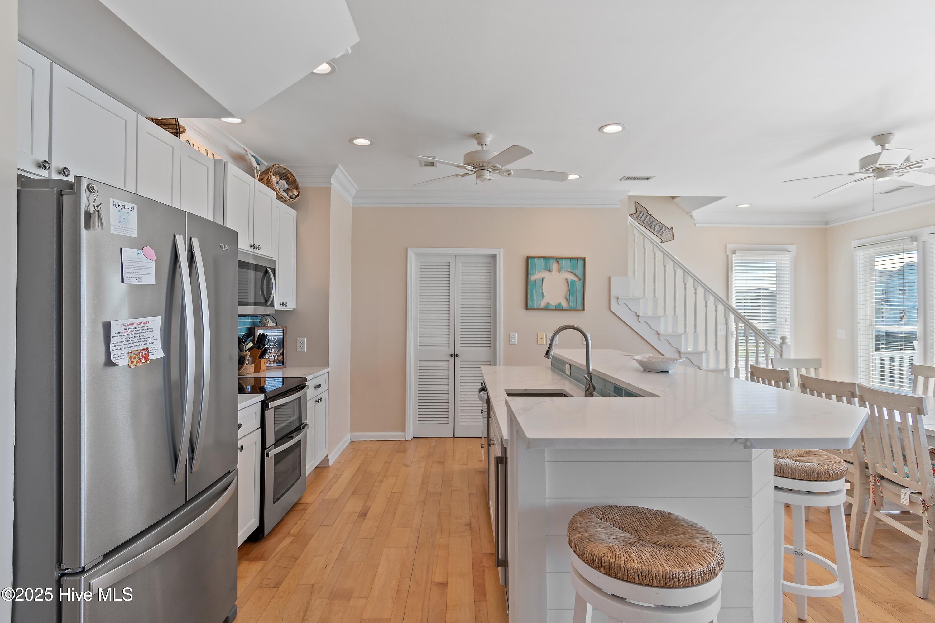 100536498 | Photo 27