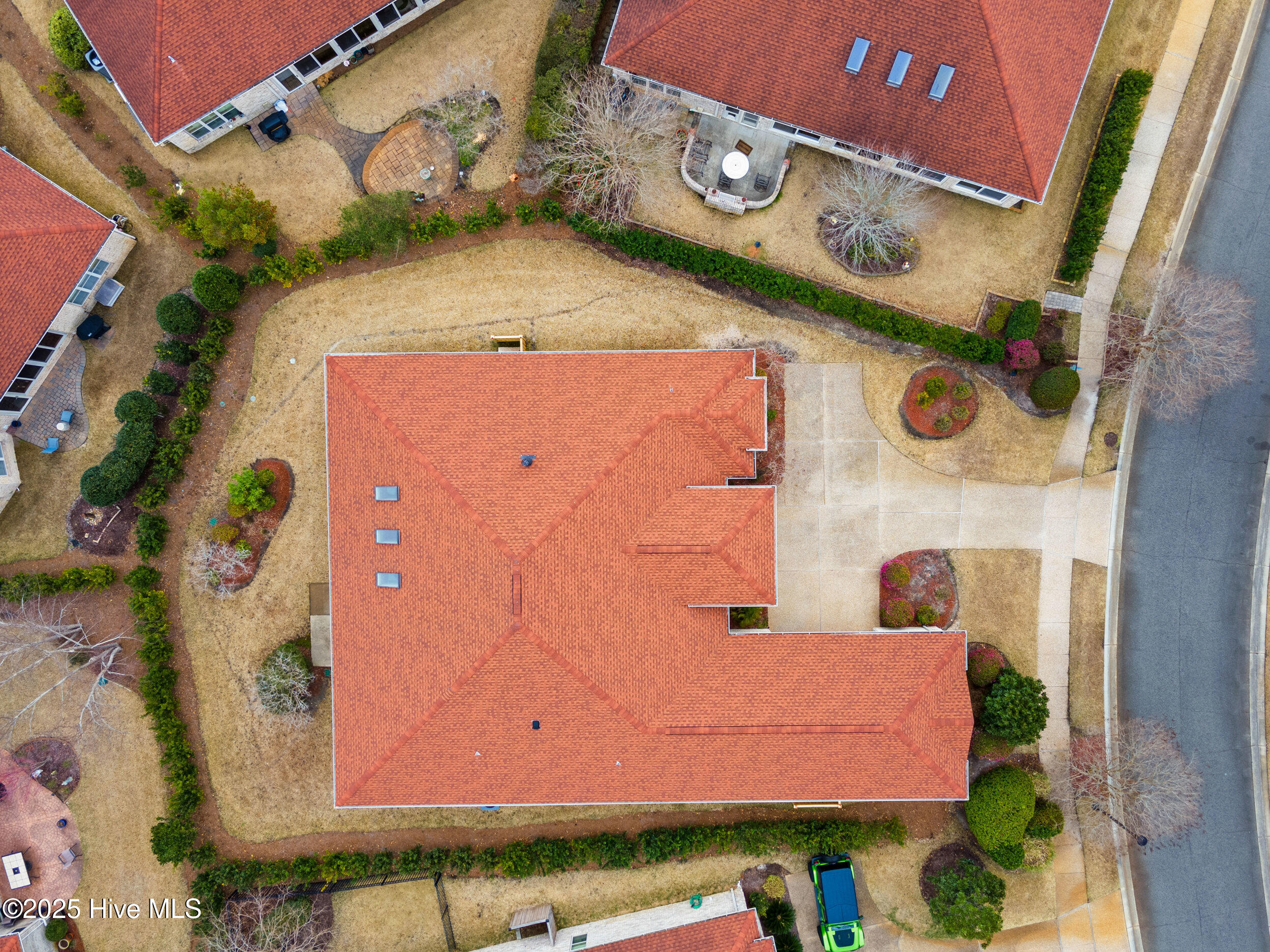 100543015 | Photo 60