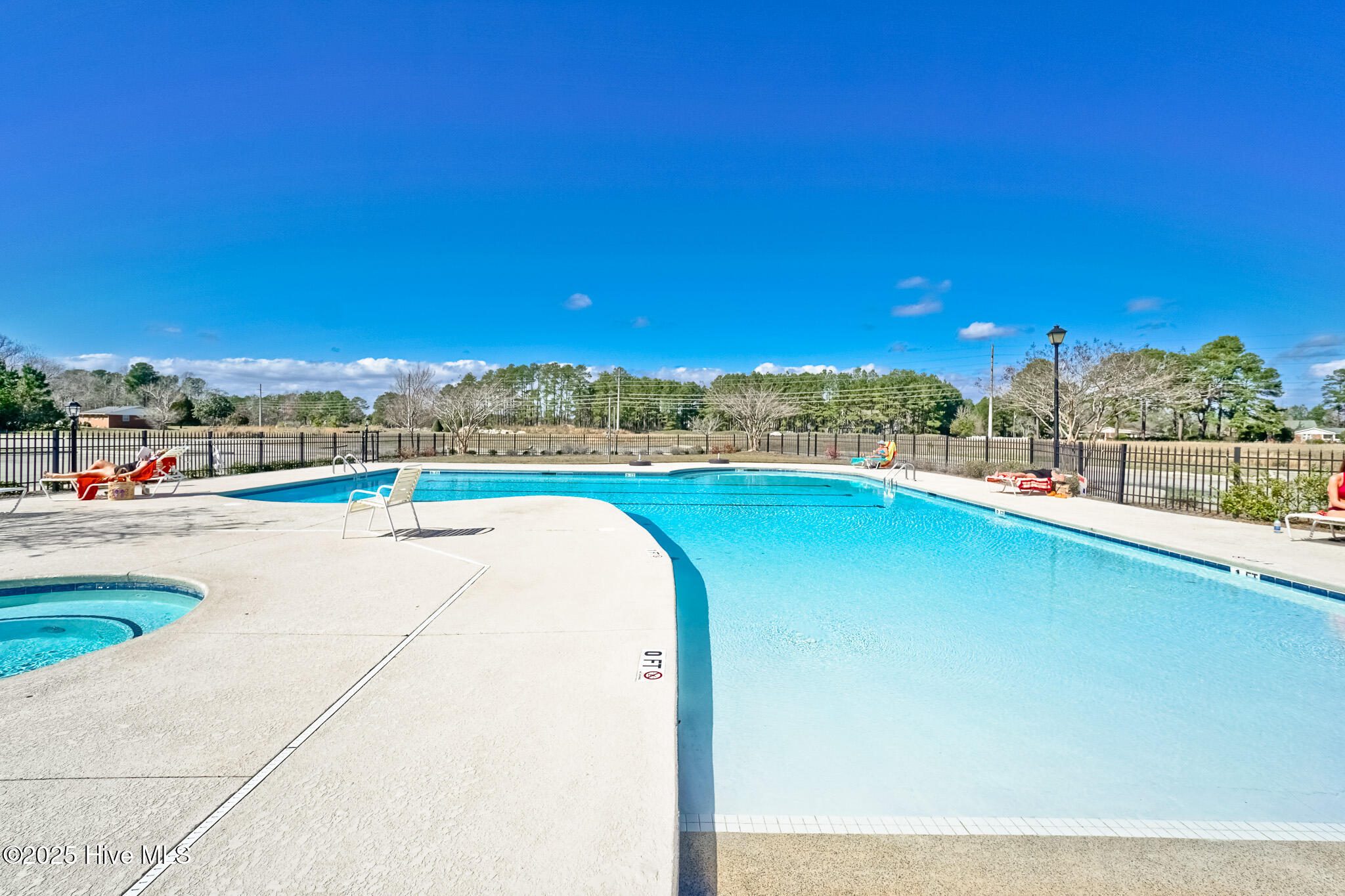 100499104 | Photo 55