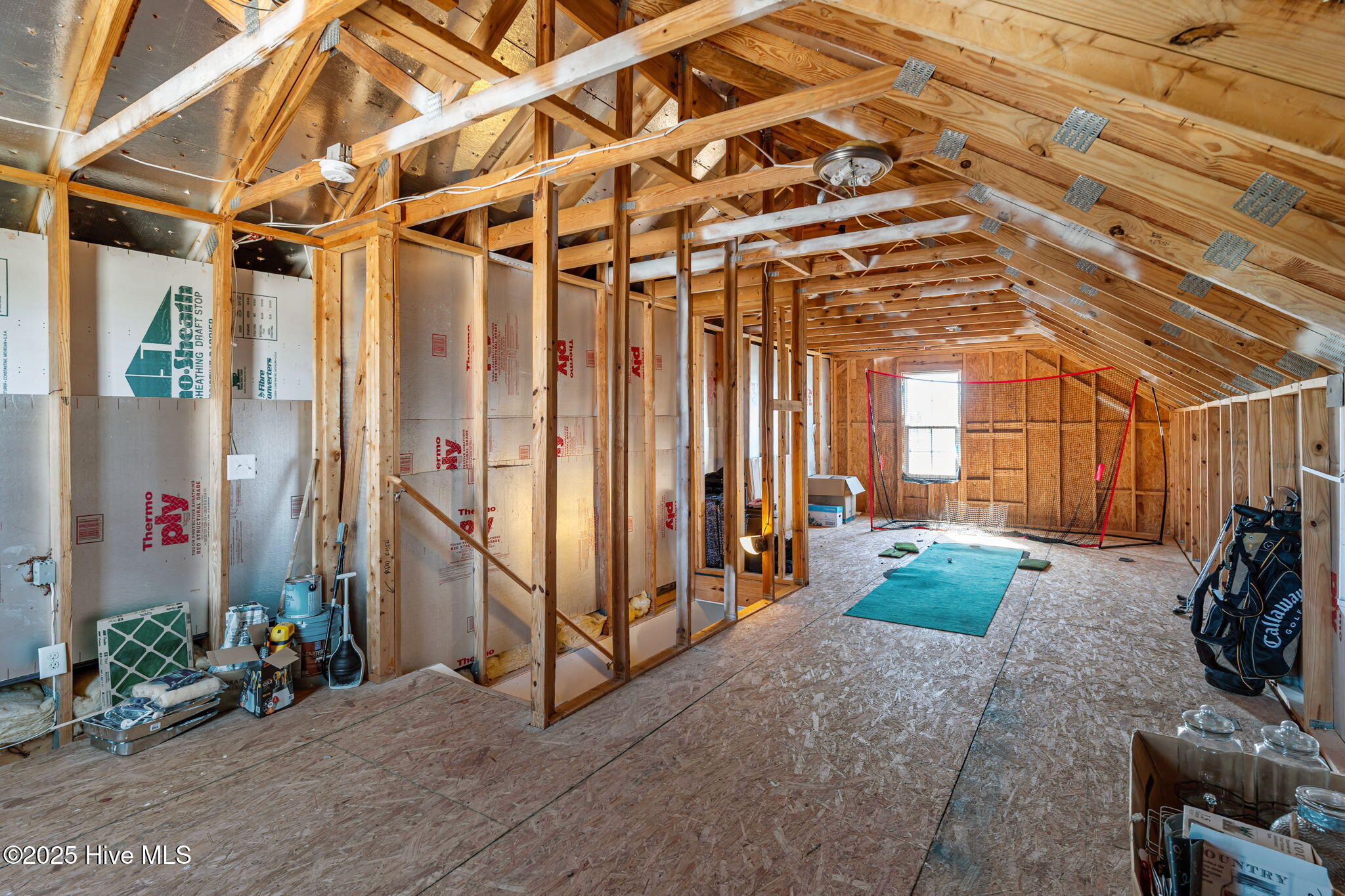 100537762 | Photo 32