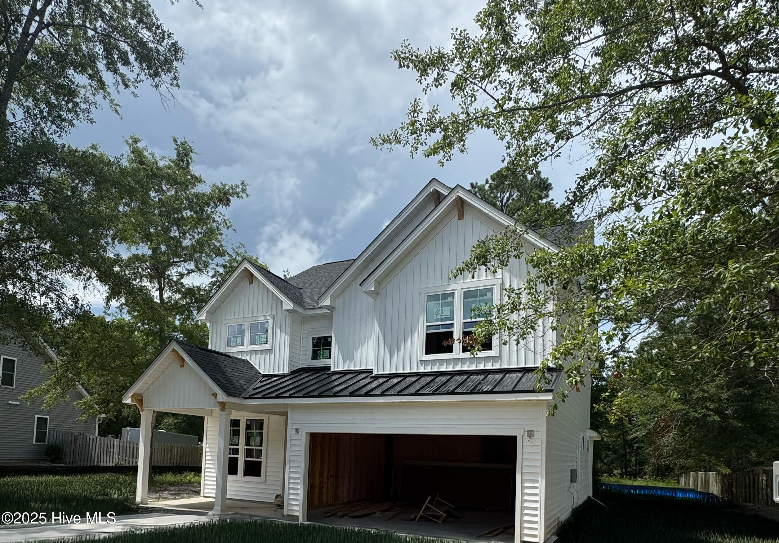 366 Big Island siding