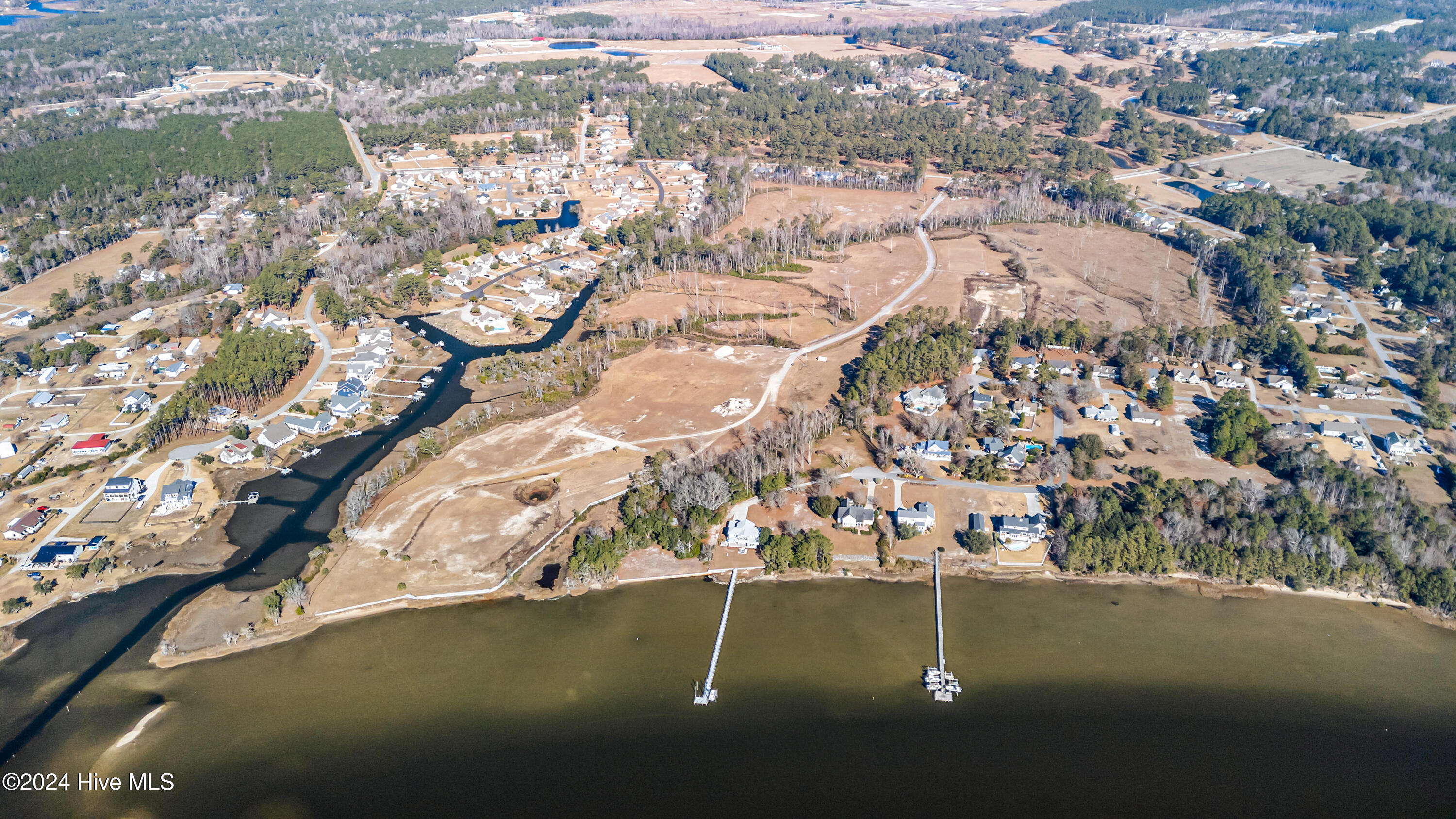 100555494 | Photo 32