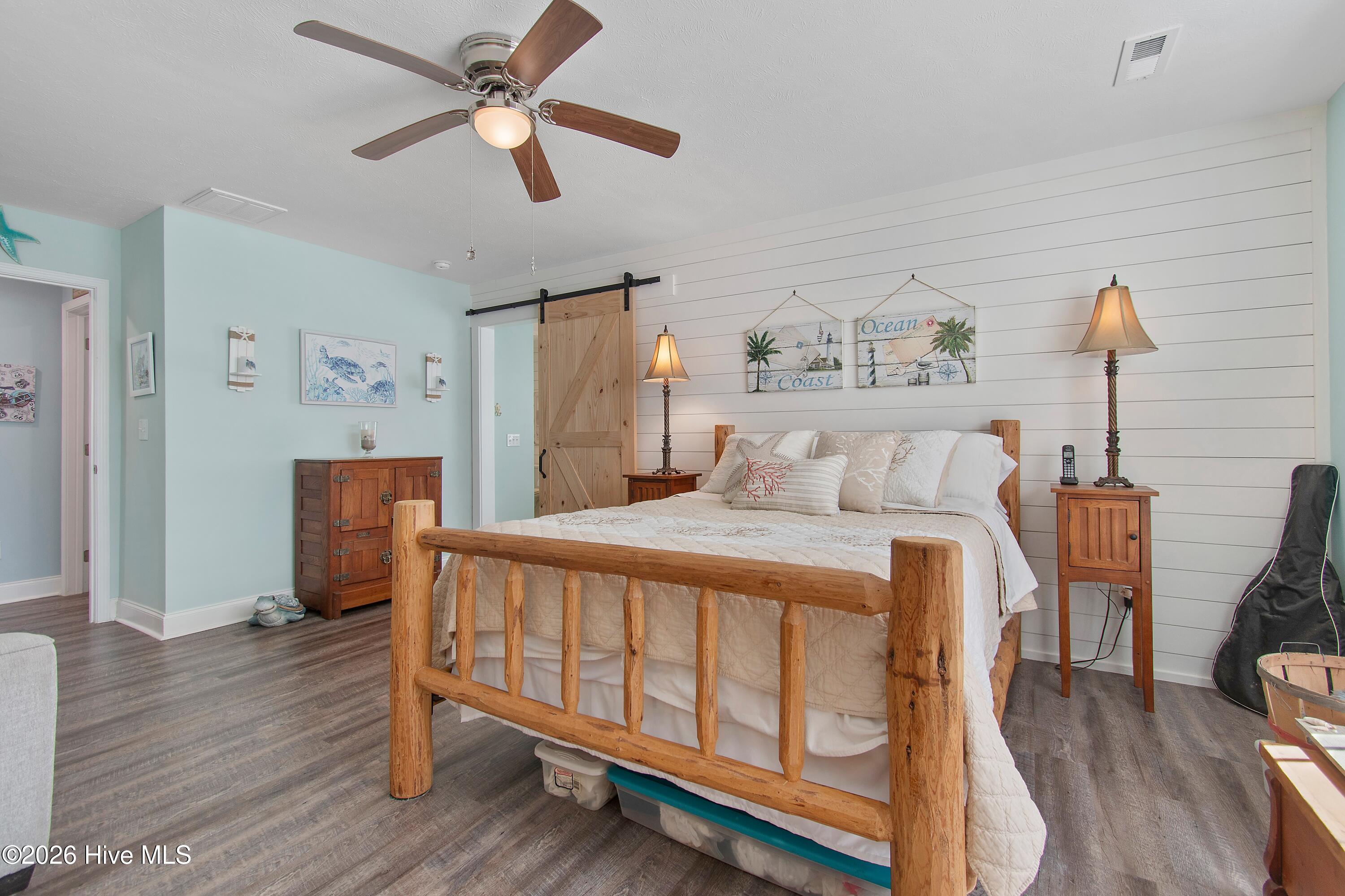 100556546 | Photo 21