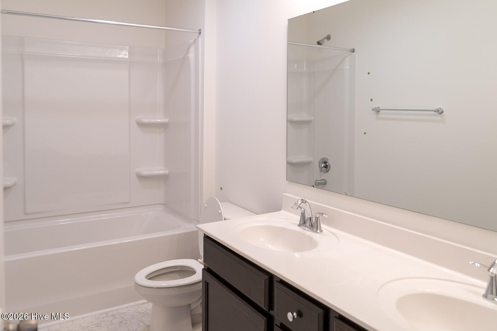 100547743 | Photo 23