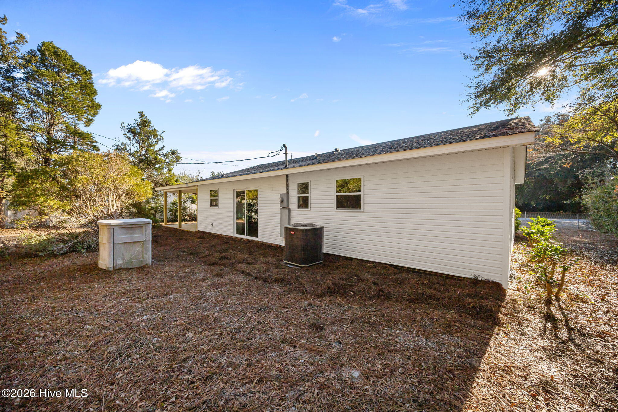 100548190 | Photo 29