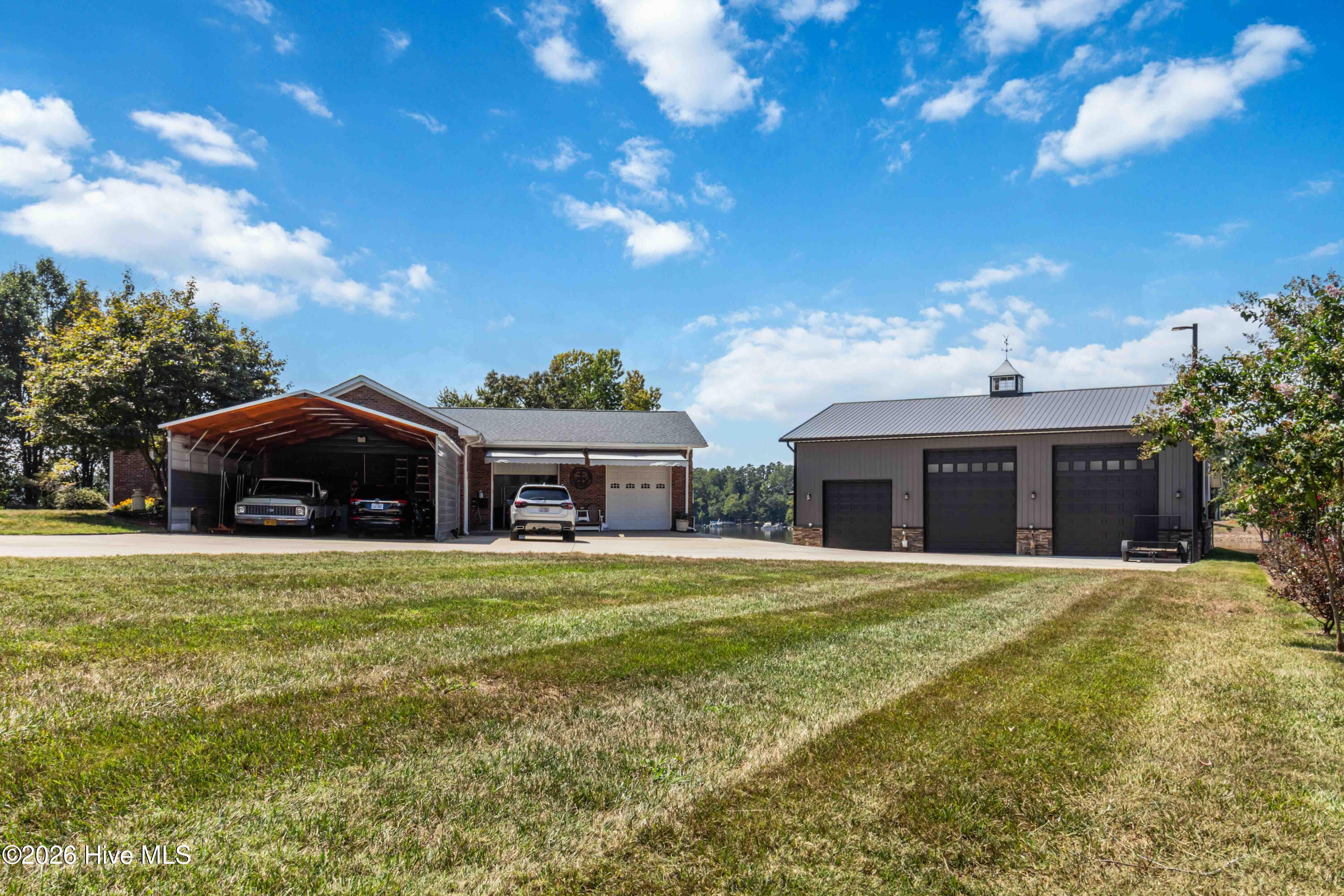 Photo 3 of Single family home for sale at 240 Foresail Rd, Salisbury, NC 28146 | MLS# 100601632 | Listing updated on 2026-09-05