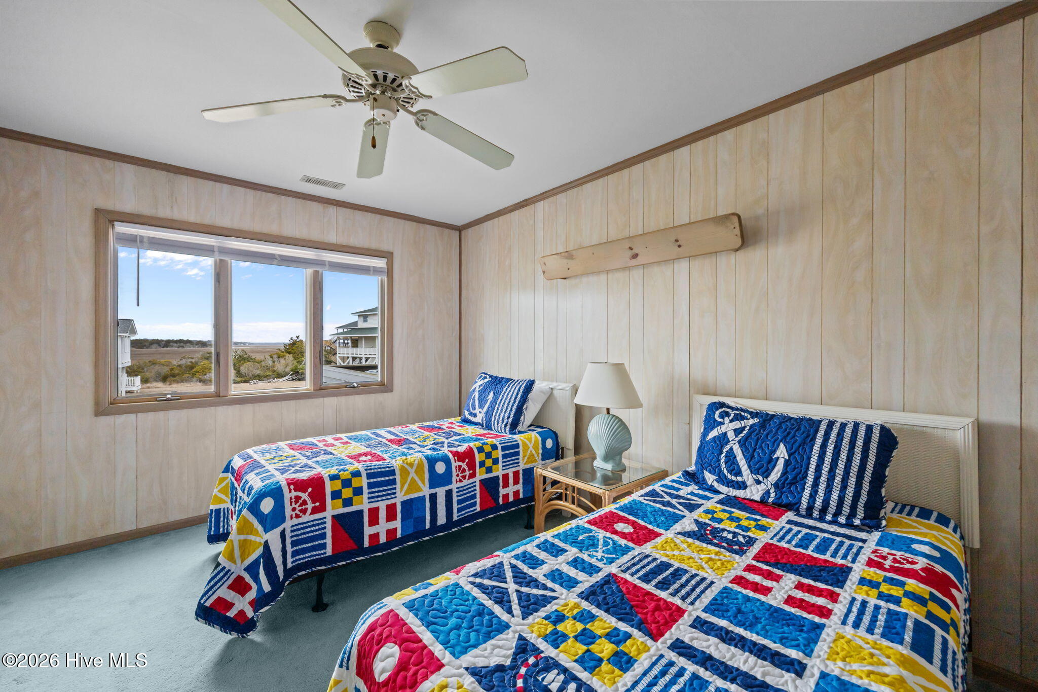 100554247 | Photo 42