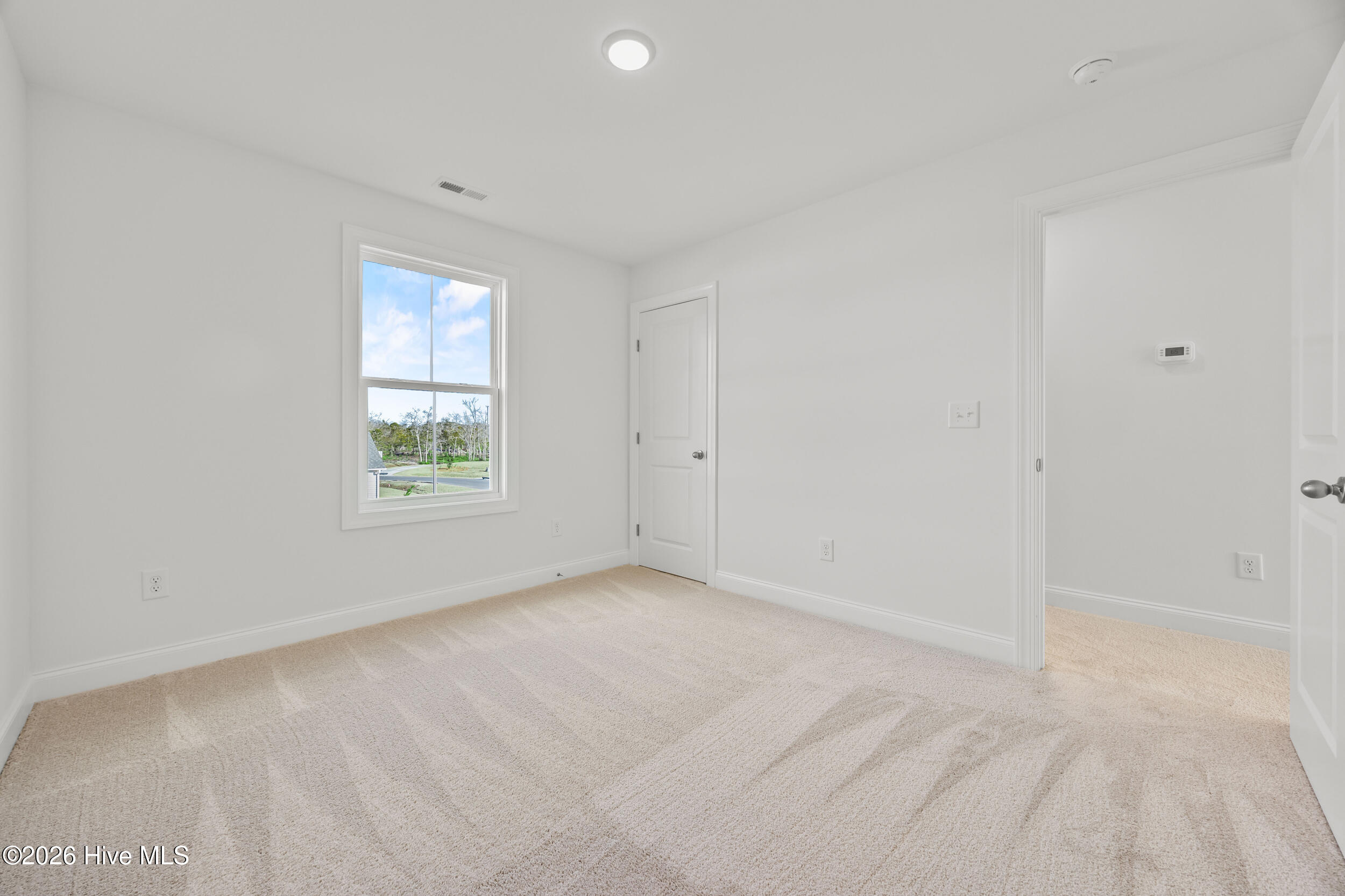 100559901 | Photo 23