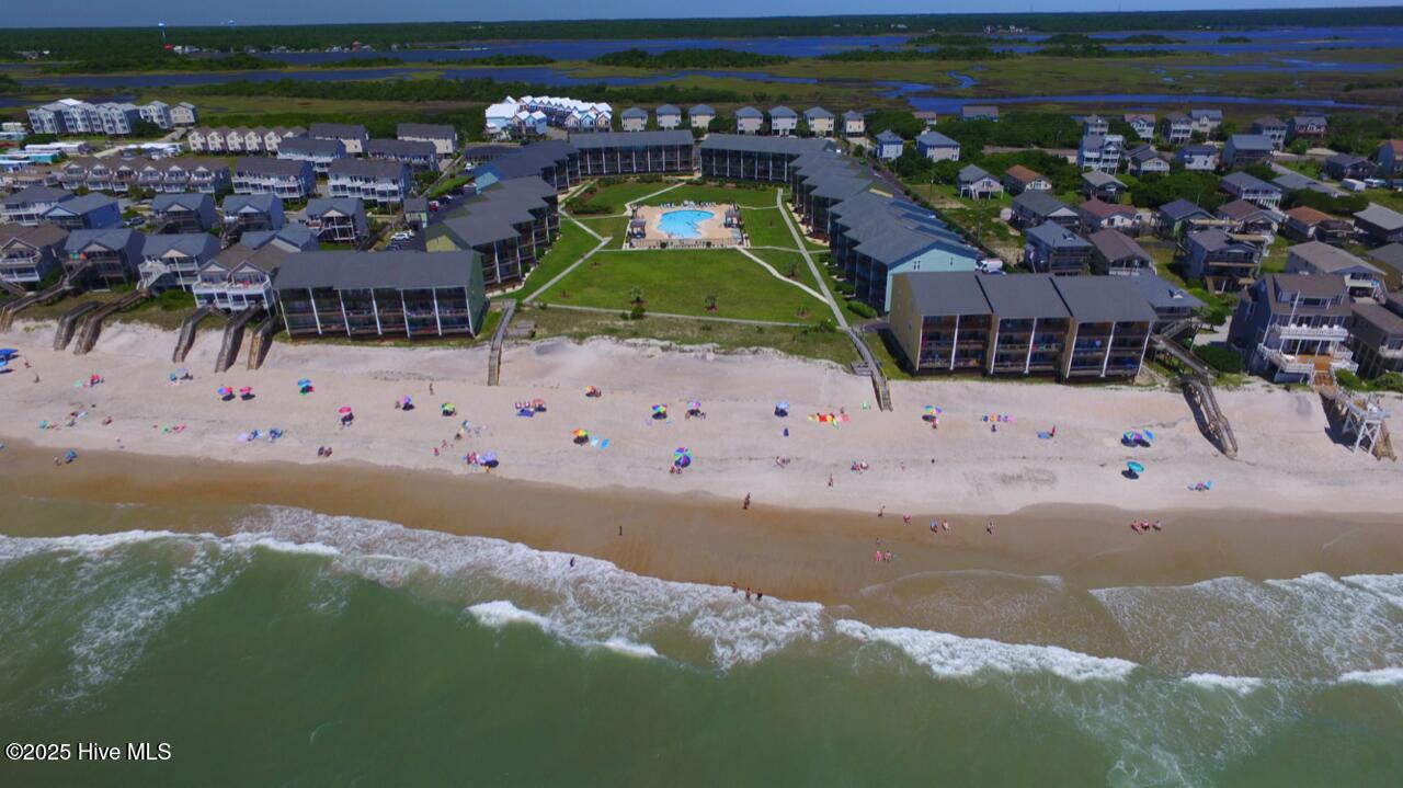 100519884 | Photo 23