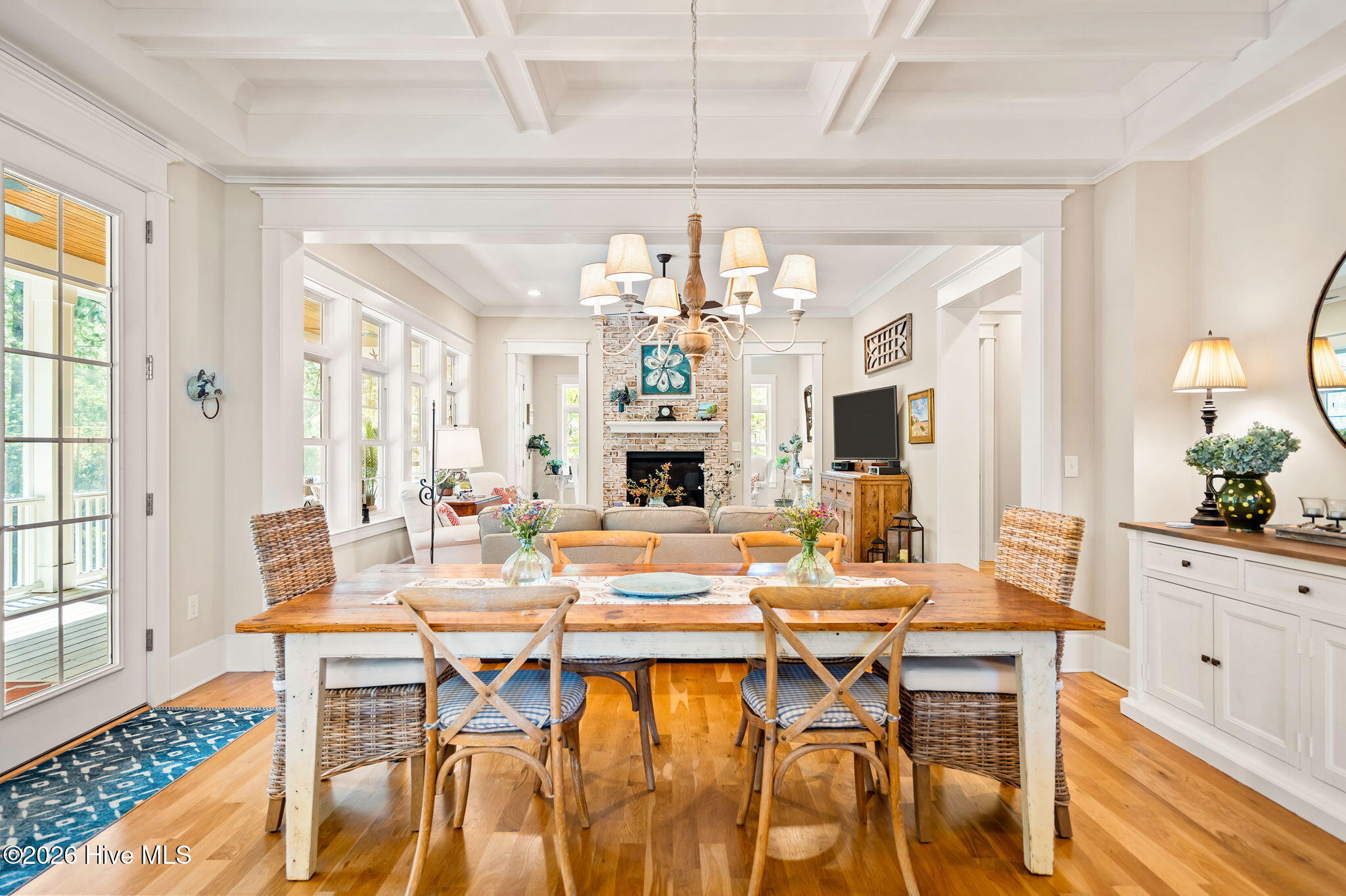 100567886 | Photo 26