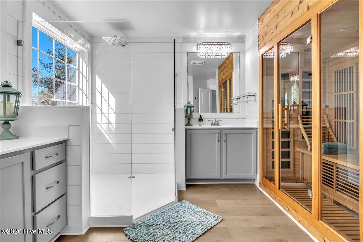 100551826 | Photo 29