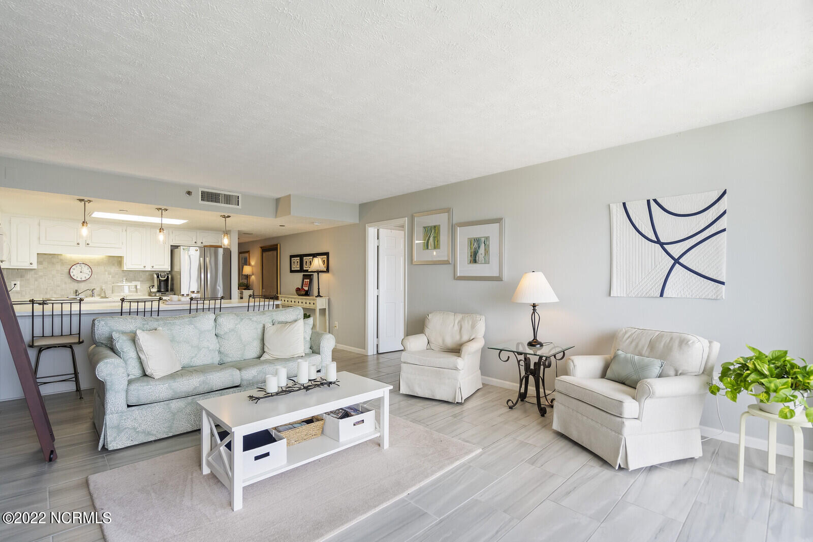 100556519 | Photo 11