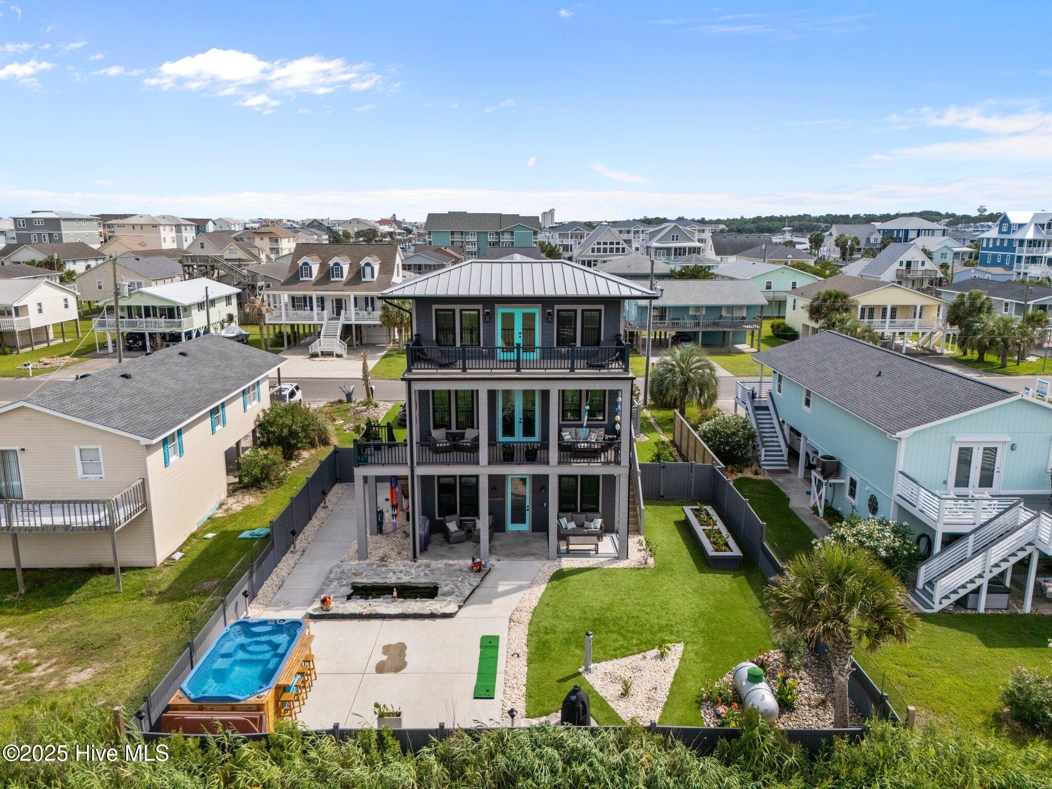 100514029 | Photo 53