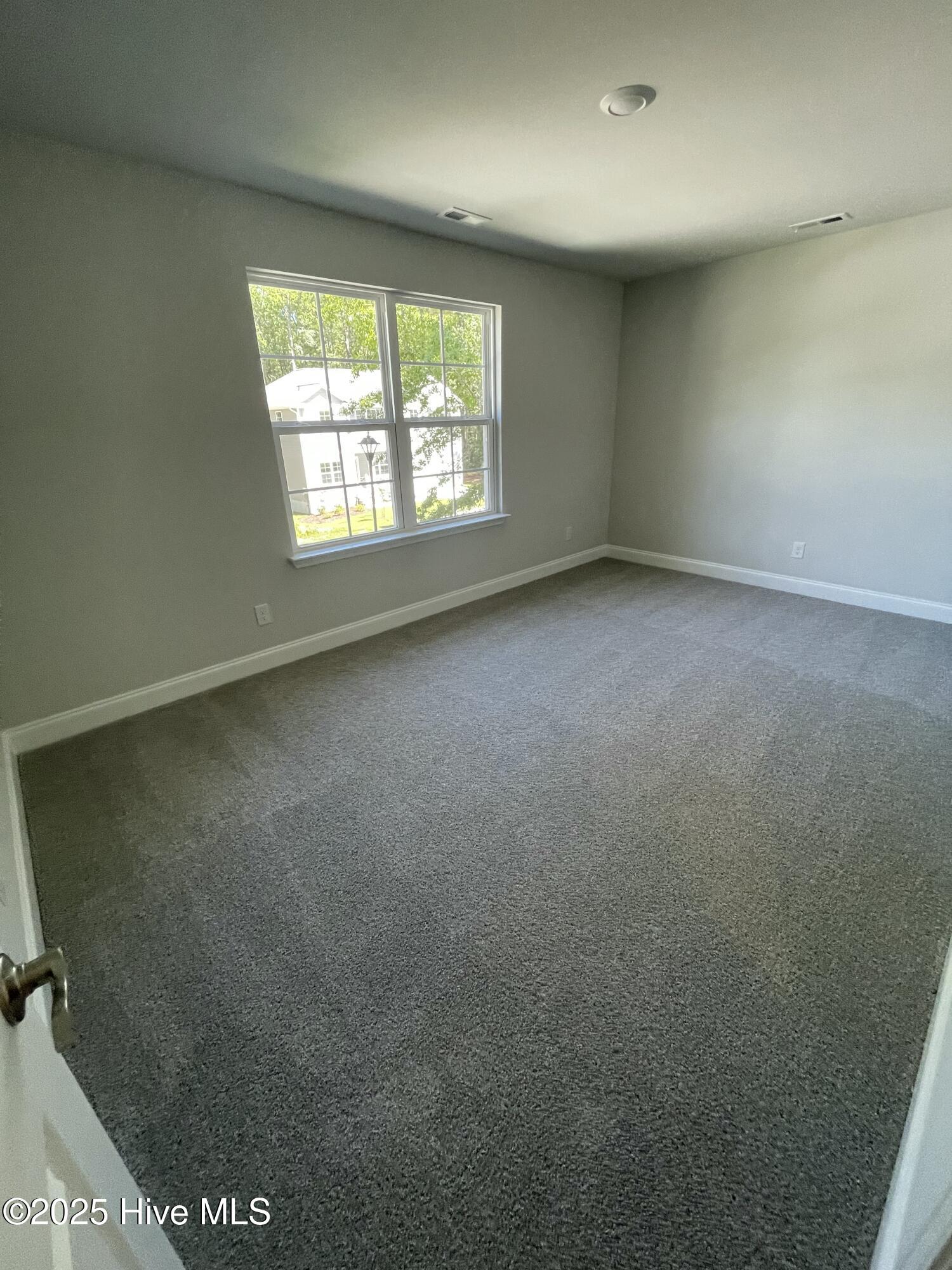 100425636 | Photo 45