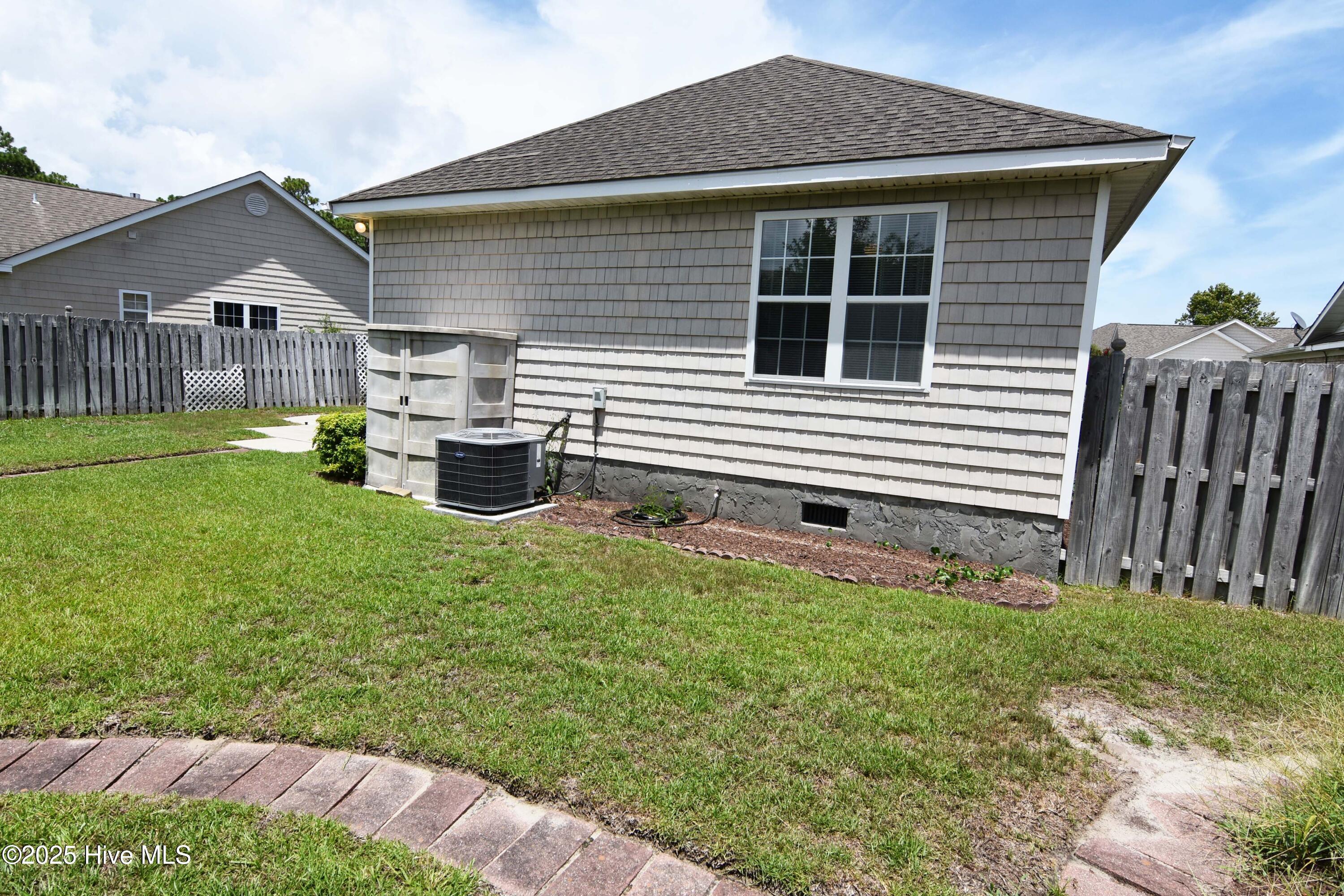 100521644 | Photo 20