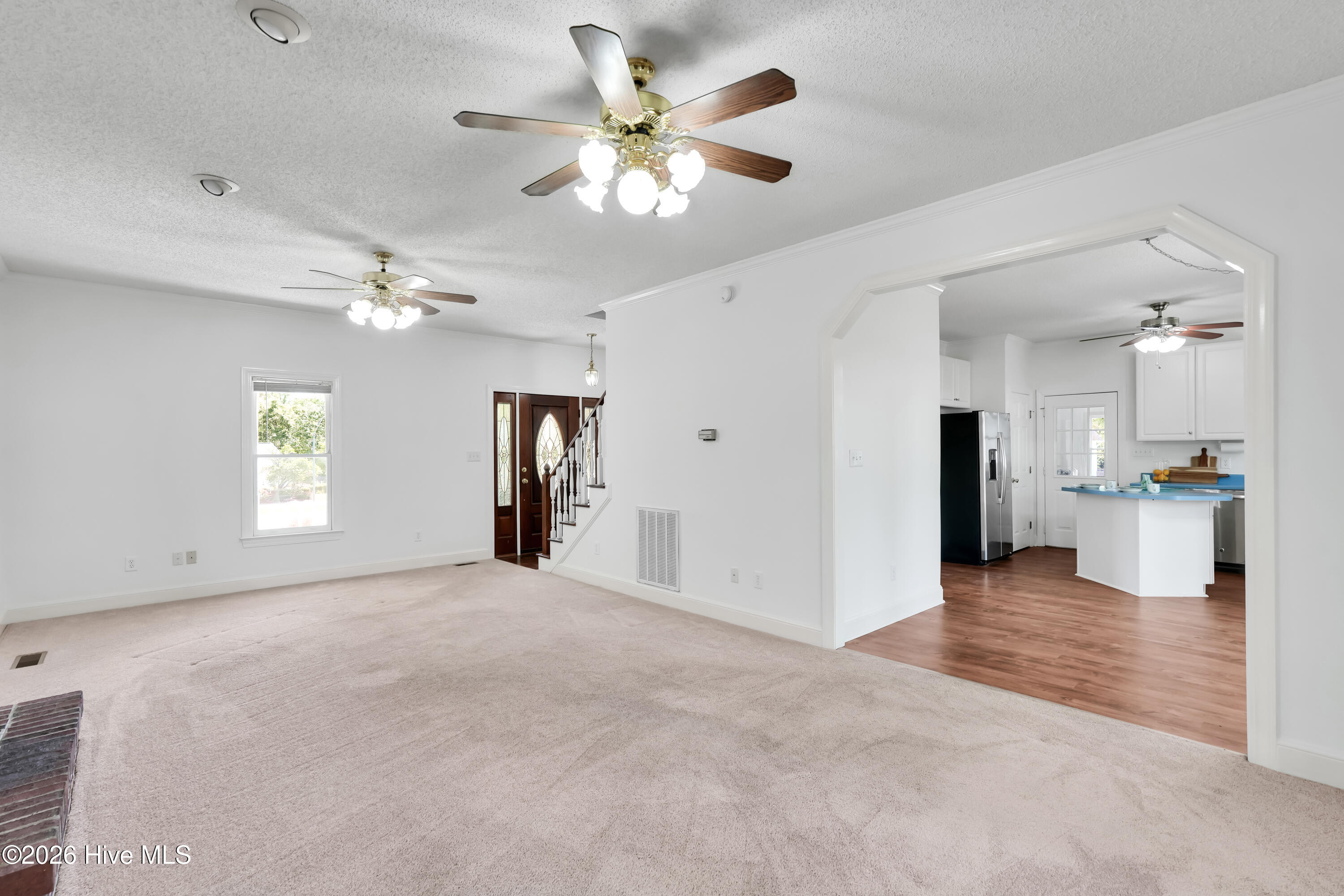 100570472 | Photo 10