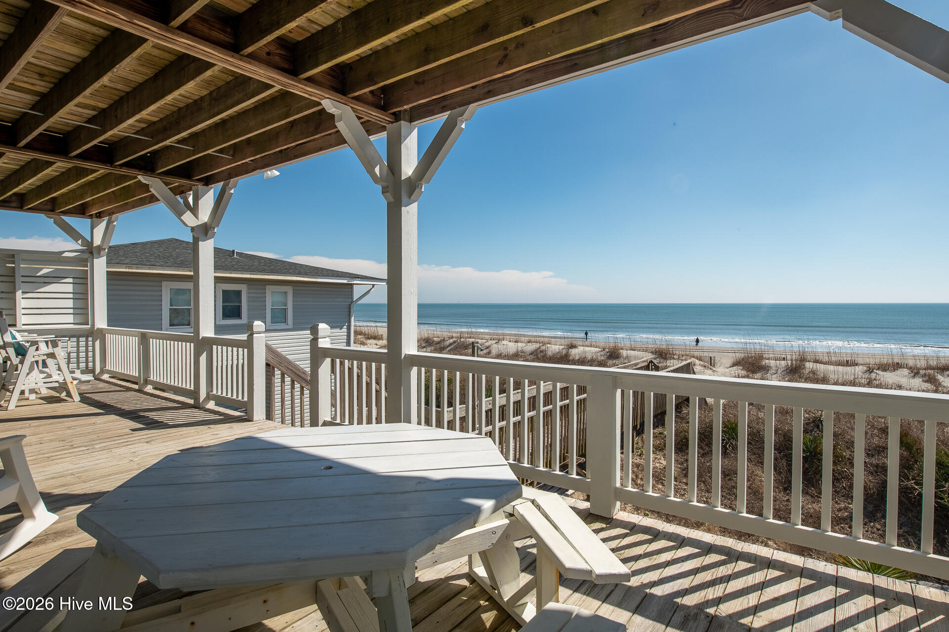 100558758 | Photo 46