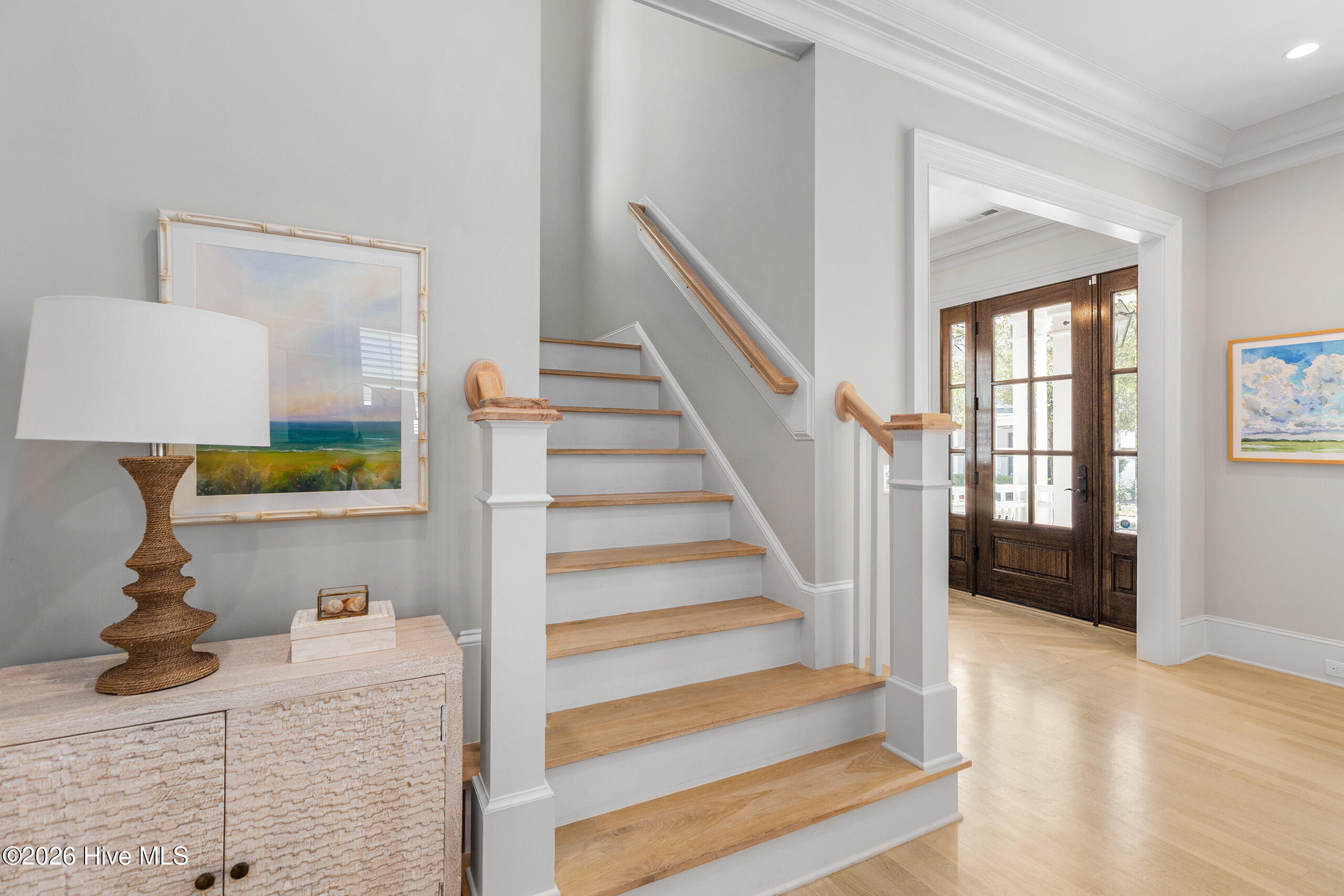 100563719 | Photo 14