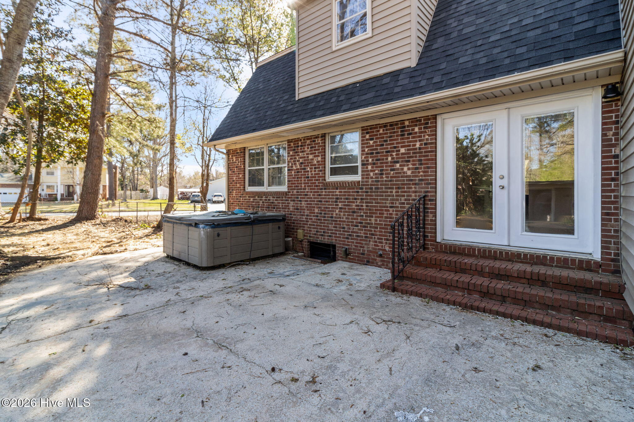 800 Little John Avenue, Jacksonville, NC, 28546