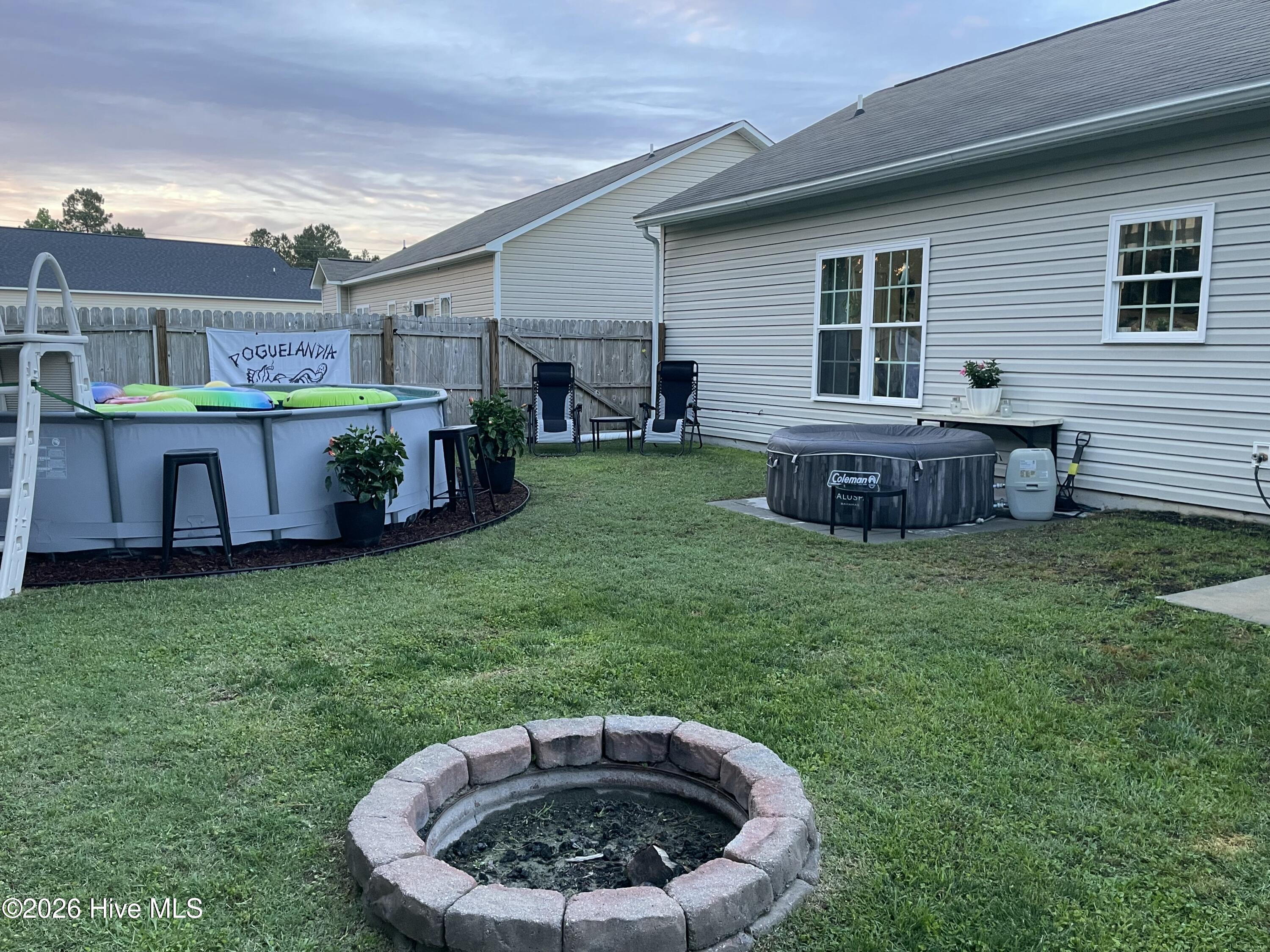 100554731 | Photo 42