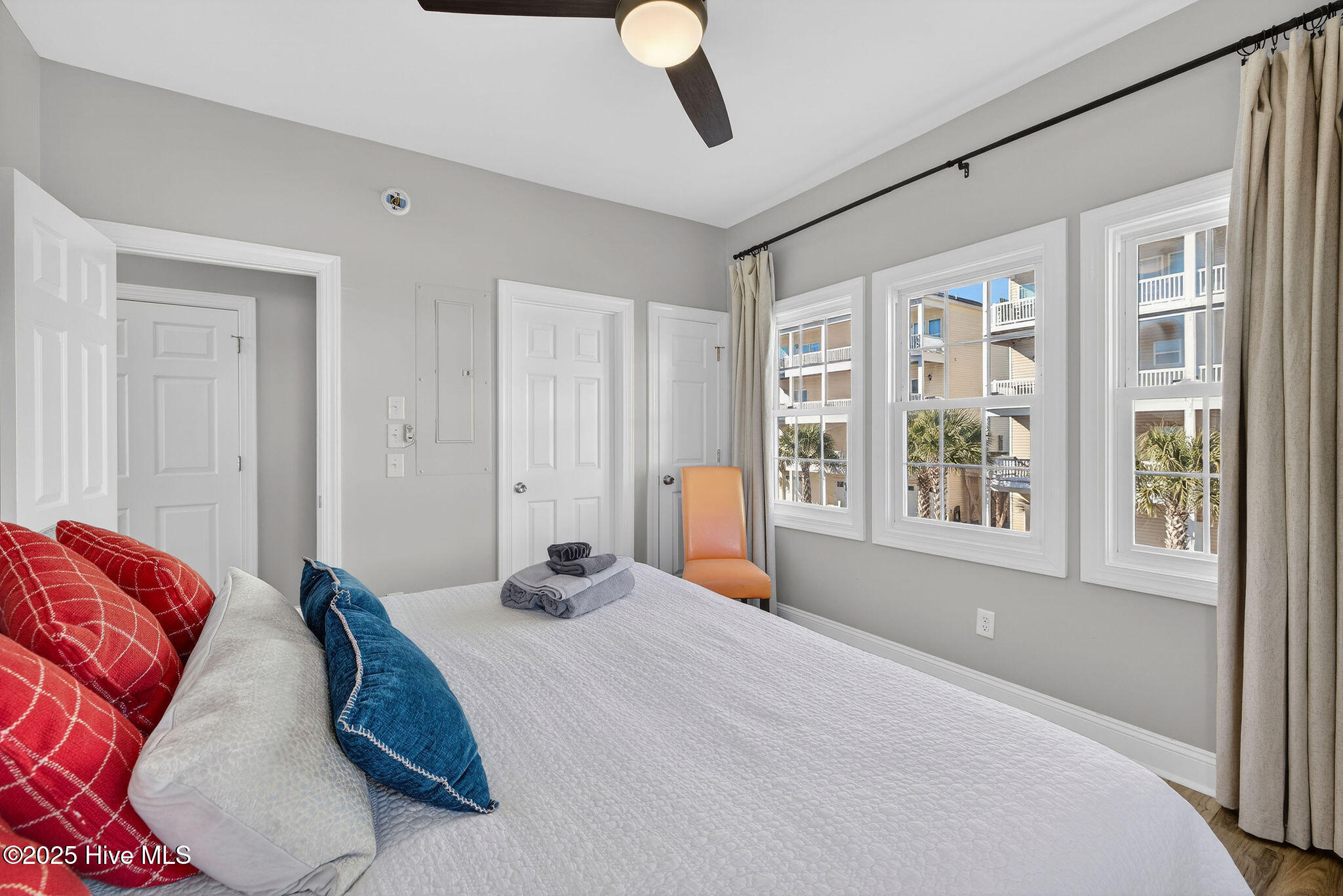 100544779 | Photo 31