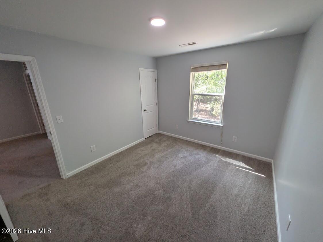 100566227 | Photo 16