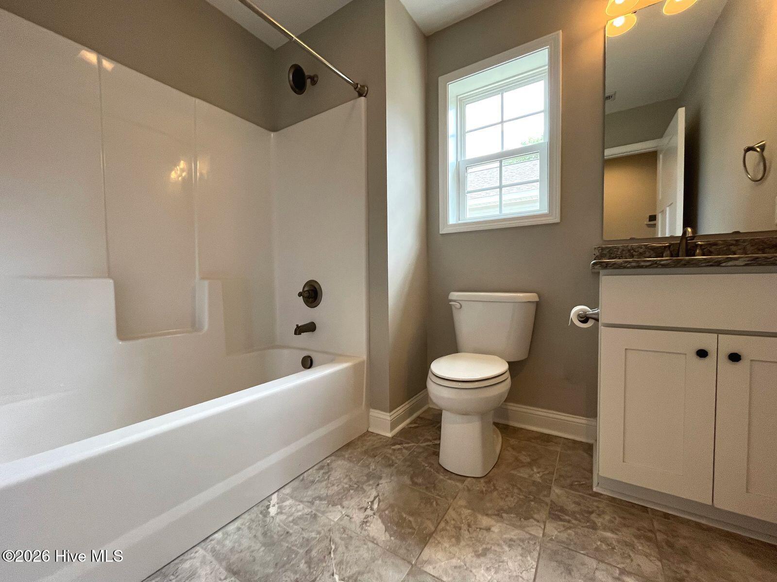 203 g bath