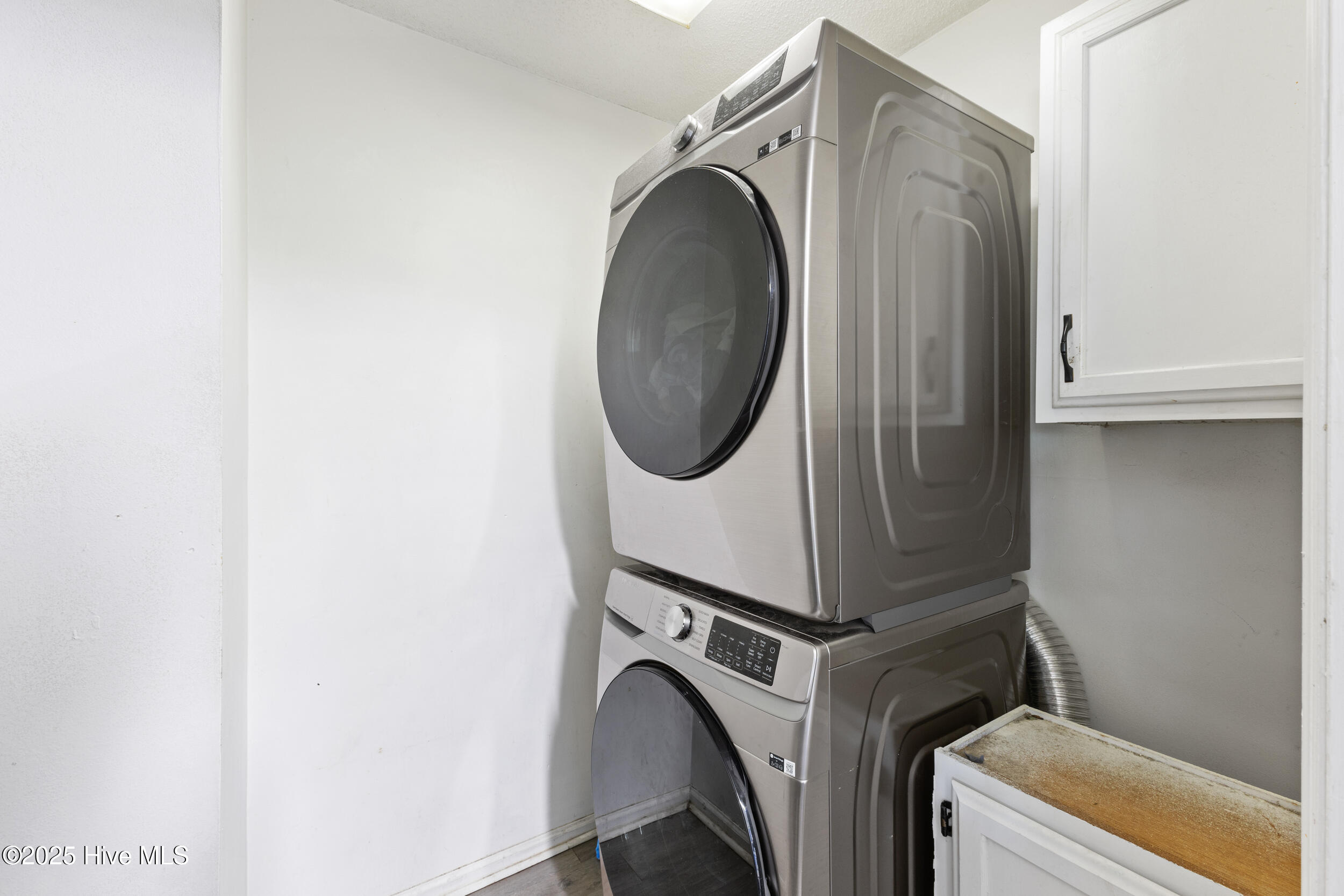 100537694 | Photo 13