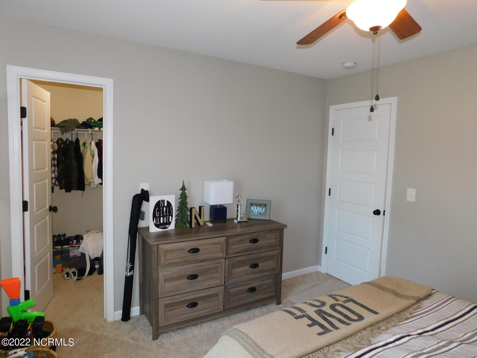 100557671 | Photo 15