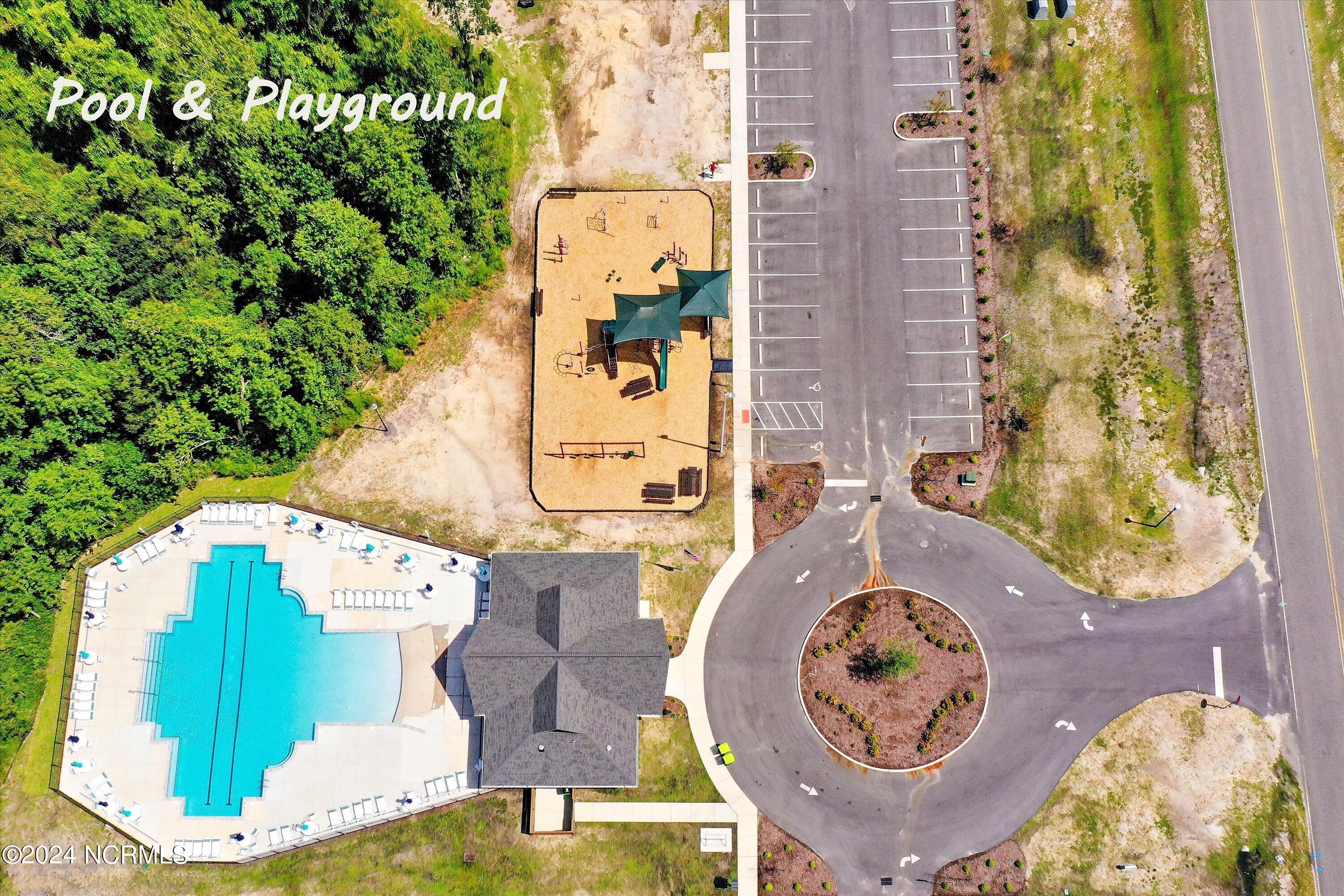 100564968 | Photo 45