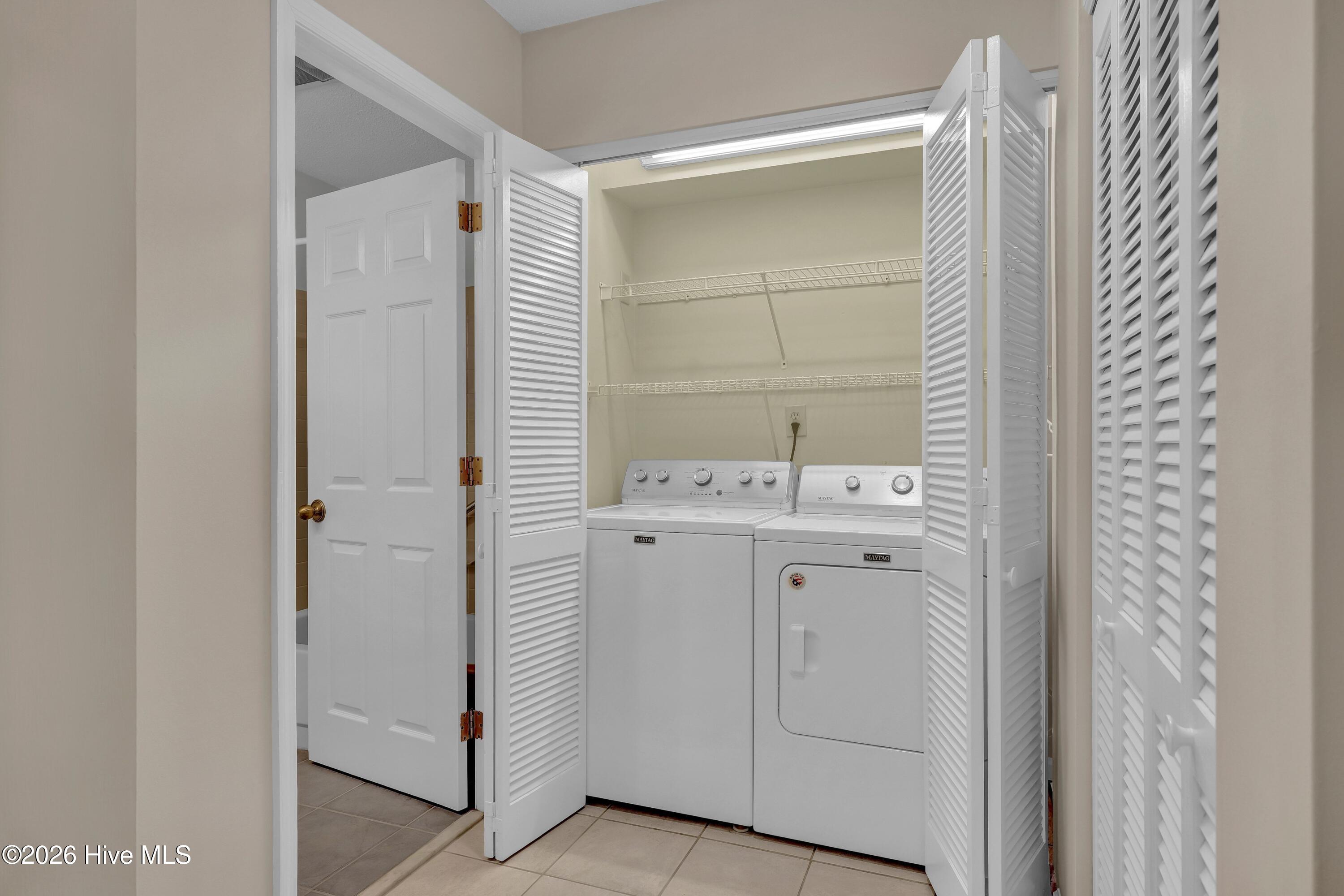 100569020 | Photo 19