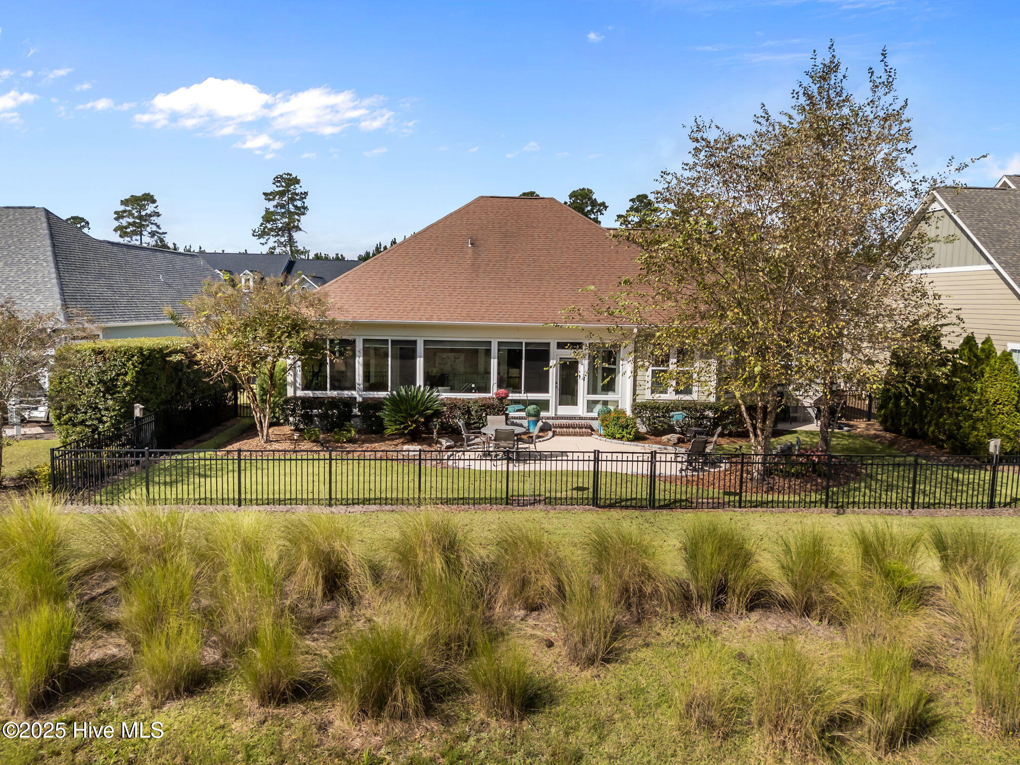 100552271 | Photo 40