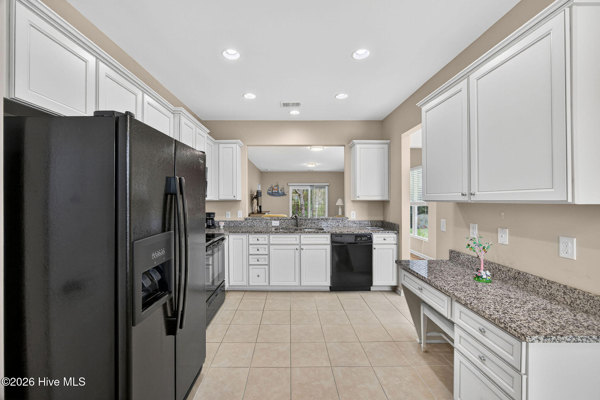 100563500 | Photo 13