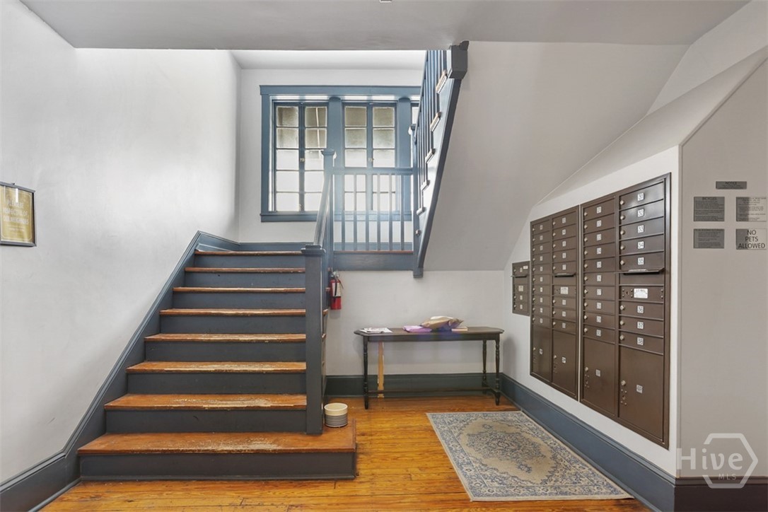 210 E State Street 16